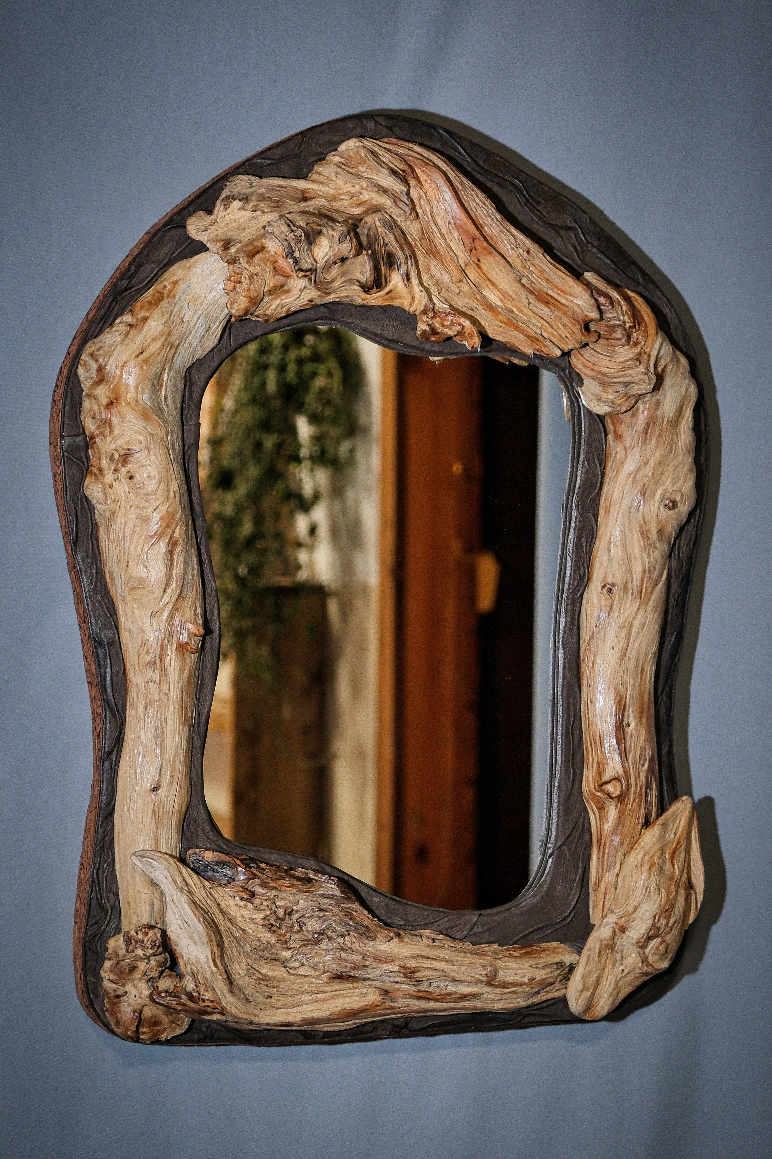 ANTONOVLABEL — Art & Handmade