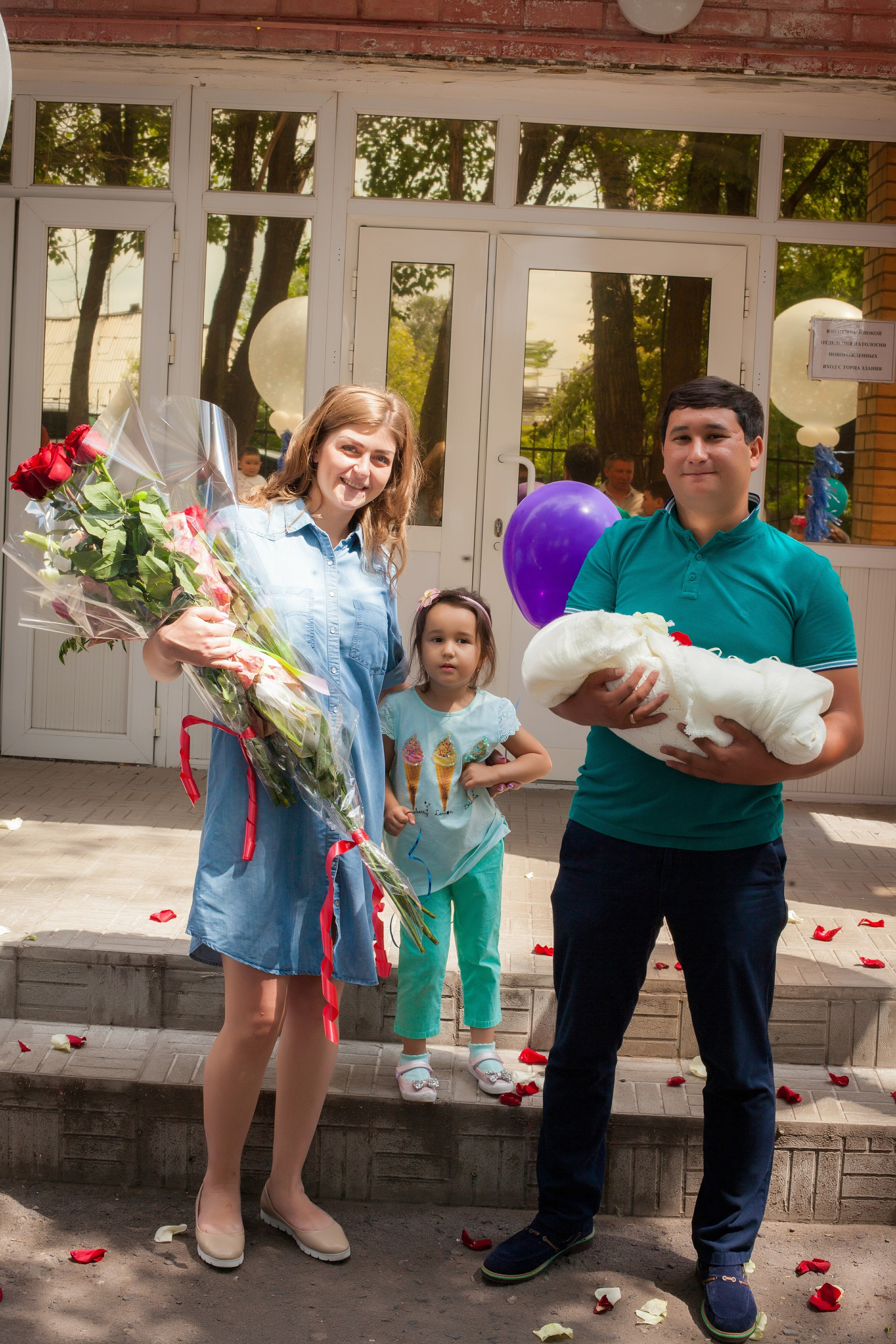 Студийный фотограф в Караганде Алексей Баранов. Фотограф Алексей Баранов. Фотостудия Flash. Семейные фотосессии в Караганде. Индивидуальные фотосессии, детские фотосессии, парные фотосессии в Караганде. Интерьерная фотосессия в Караганде. Семейный фотограф Алексей Баранов. Детский фотограф Алексей Баранов. Художественный фотограф Алексей Баранов. Свадебный фотограф Алексей Баранов. Черно-Белая съемка в Караганде. Самые лучшие семейный и детские фотосессии в Караганде. Контент Съемка в Караганде. SMM в Караганде. Контент фотограф Алексей Баранов. Рекламная съемка в караганде. Реклама. Бутики с одеждой. торговля Караганда. рекламное фото мероприятия в караганде. рекламное фото. рекламный фотограф Алексей Баранов. фотограф. Фотограф Караганда. Алексей Баранов. фотосессия. фотосессия в Караганде. Заказать фотографа в караганде. репортажный фотограф в Караганде. фотосъемка мероприятий. банкет. свадьба. юбилей. детское день рождение. годик. фотограф детский в Караганде. Репортажный фотограф в караганде Алексей Баранов.