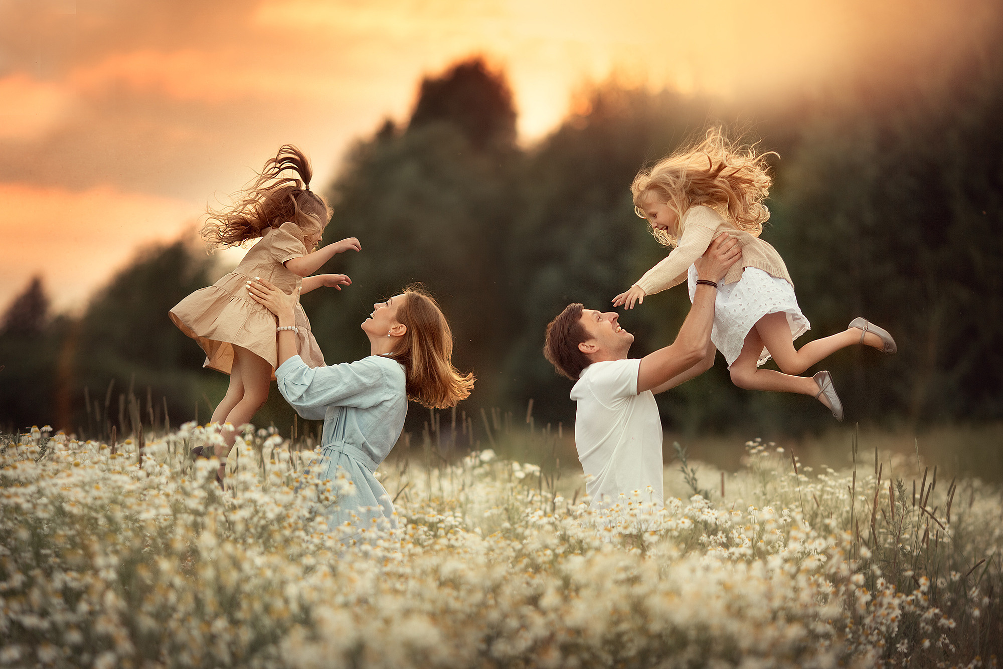 Family photo shoot in nature. Tatyana Nadezhdina Family photographer