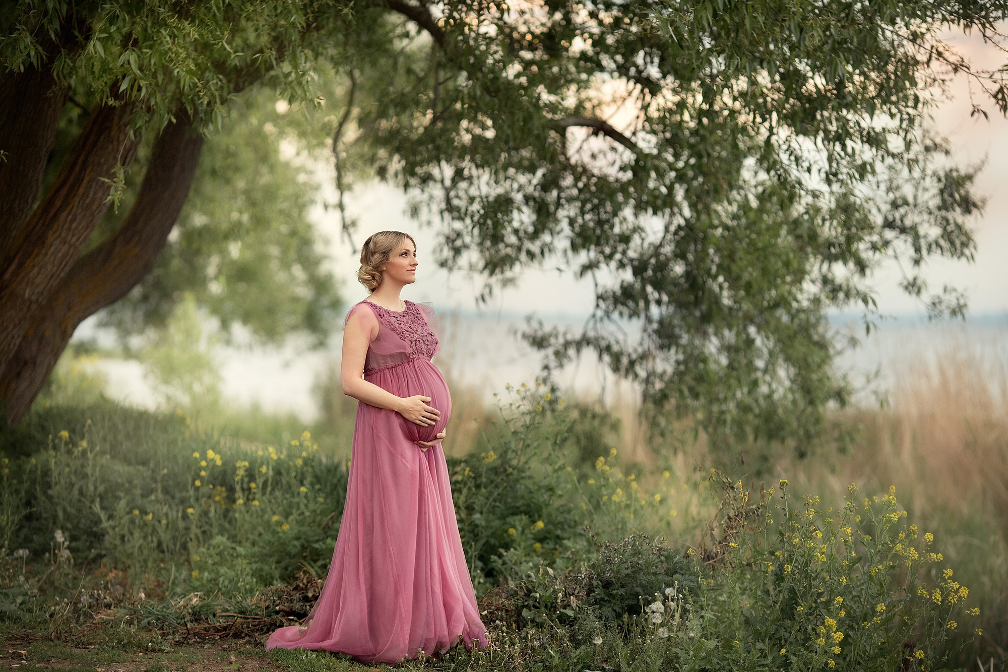 Pregnancy and maternity photo shoot. Tatyana Nadezhdina Family photographer