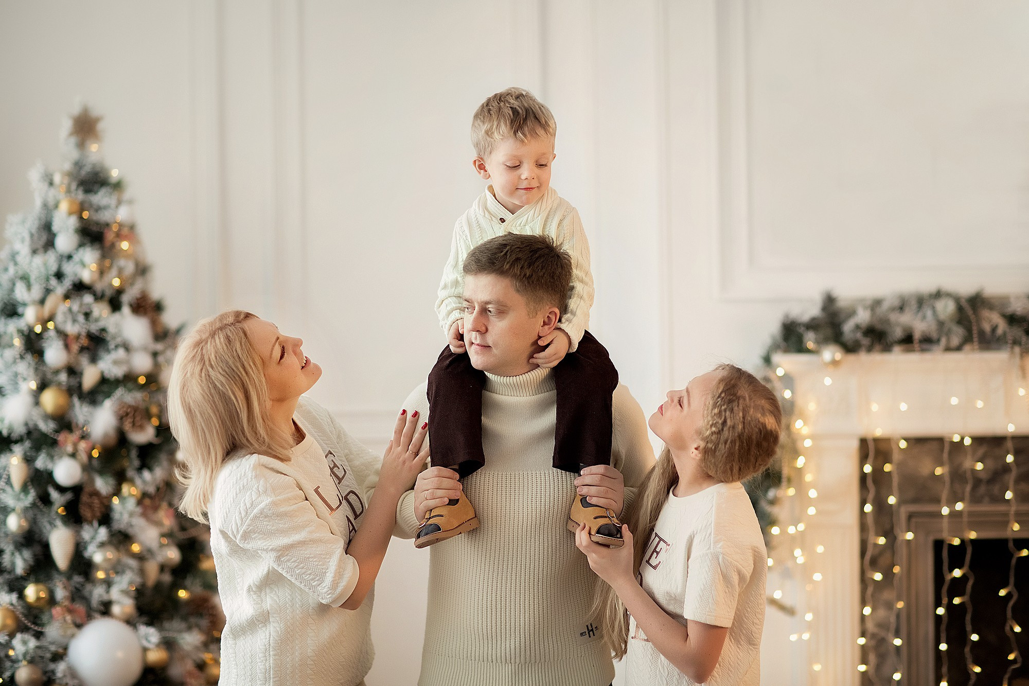 Классическая новогодняя фотосессия. Tatyana Nadezhdina Family photographer
