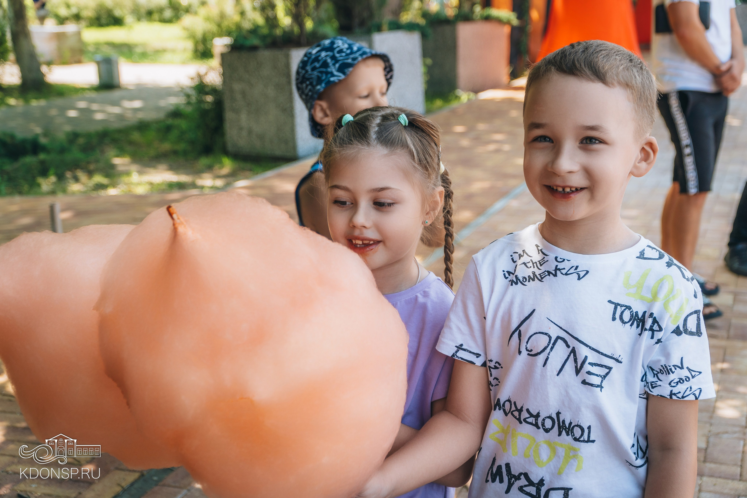 Должны смеяться дети. Новотитаровский Дом культуры