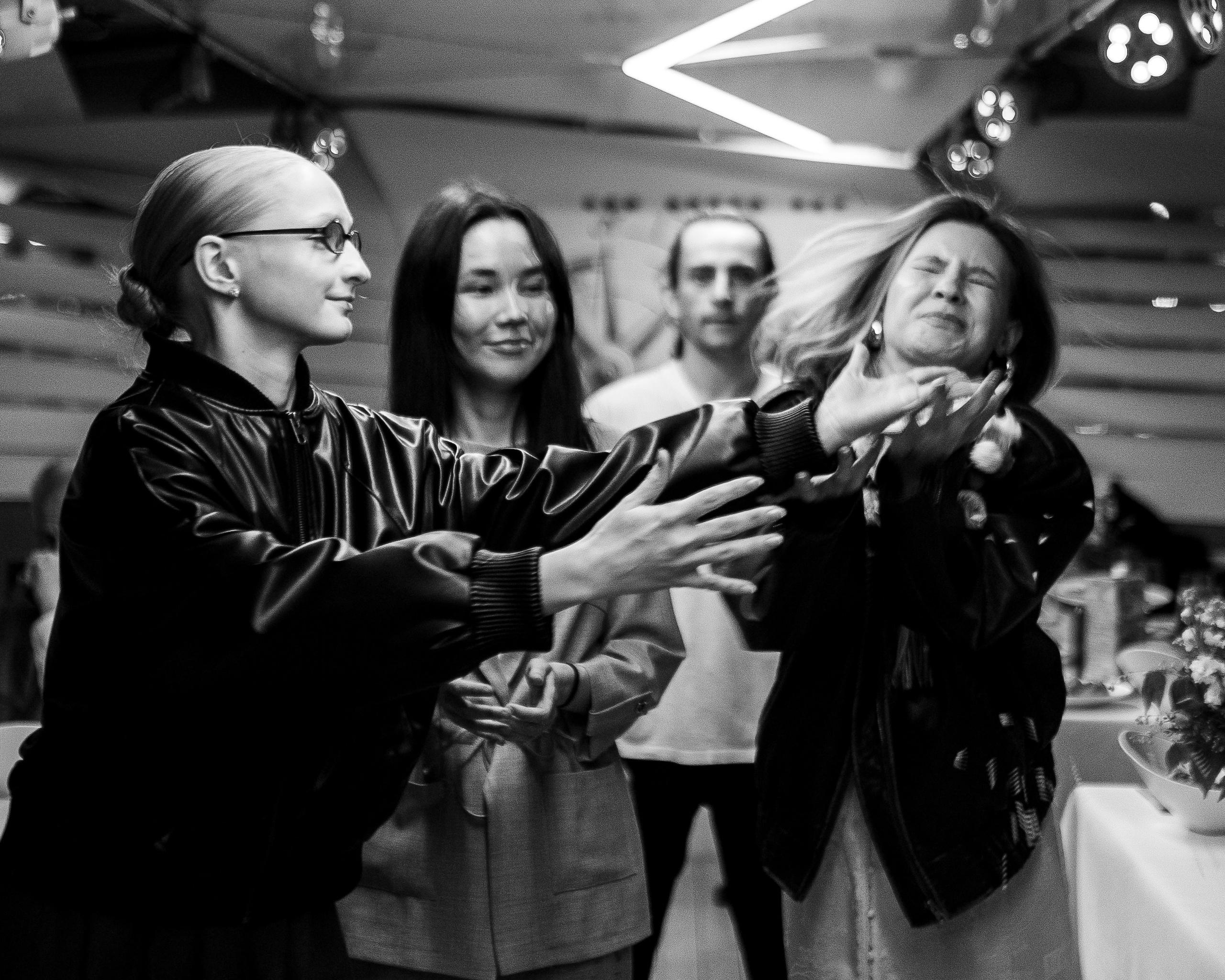 Love in Black and White. Professional photoartist in St. Petersburg (wedding, reportage, portrait, model book, love story) Alexander Shvedov