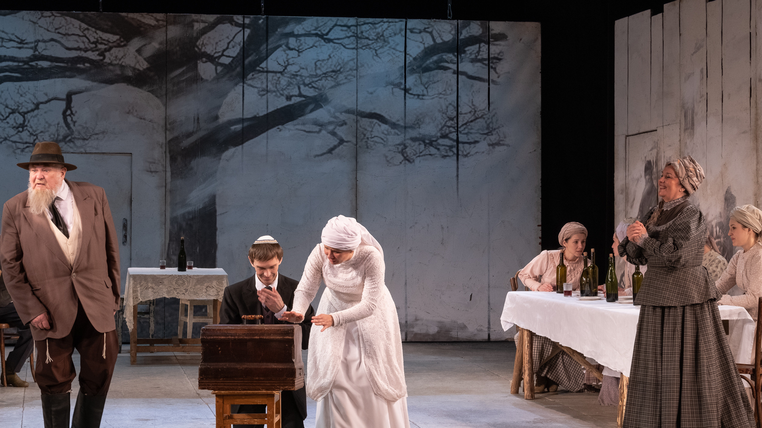 Спектакль Поминальная молитва. Фотограф в Санкт-Петербурге и Москве Юлия Паршакова