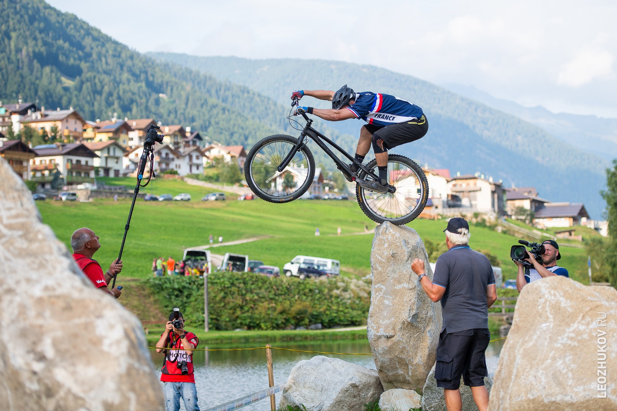 UCI Trials World Championships 2016 — finals. Sports photographer Leonid Zhukov