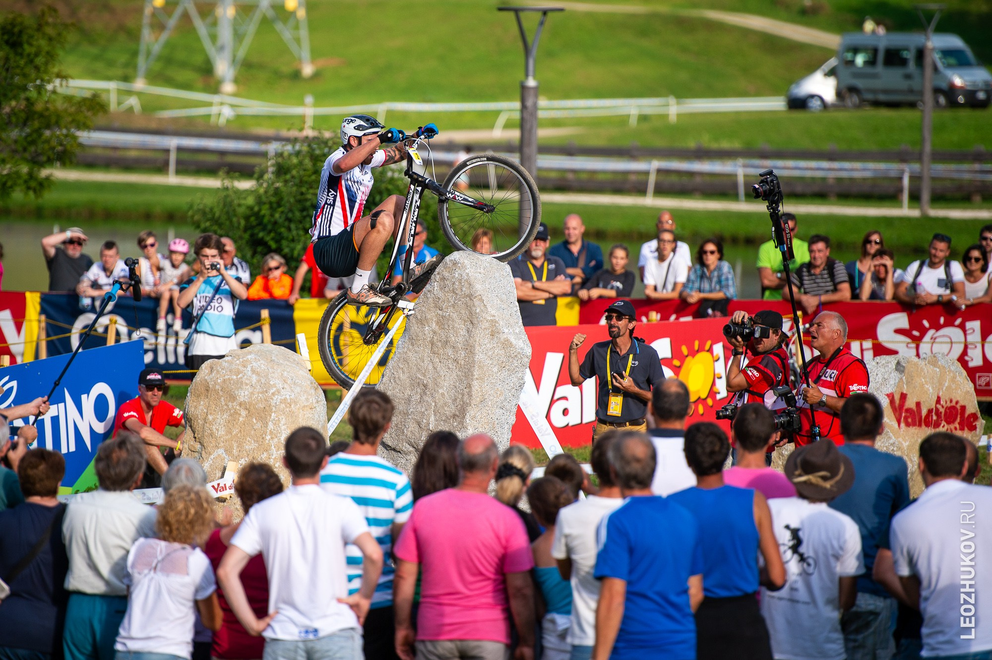 UCI Trials World Championships 2016 — finals. Sports photographer Leonid Zhukov