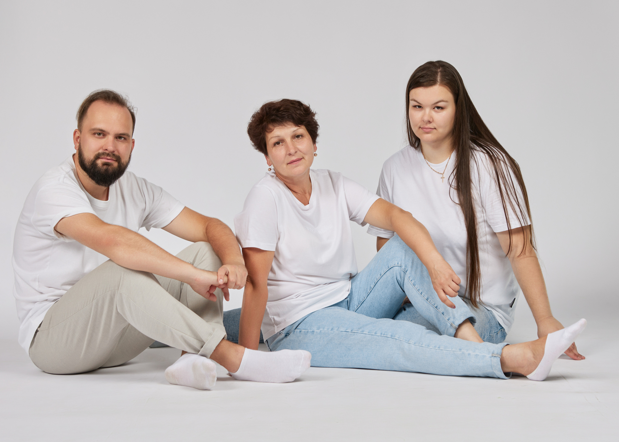 Семейный портрет в фотостудии