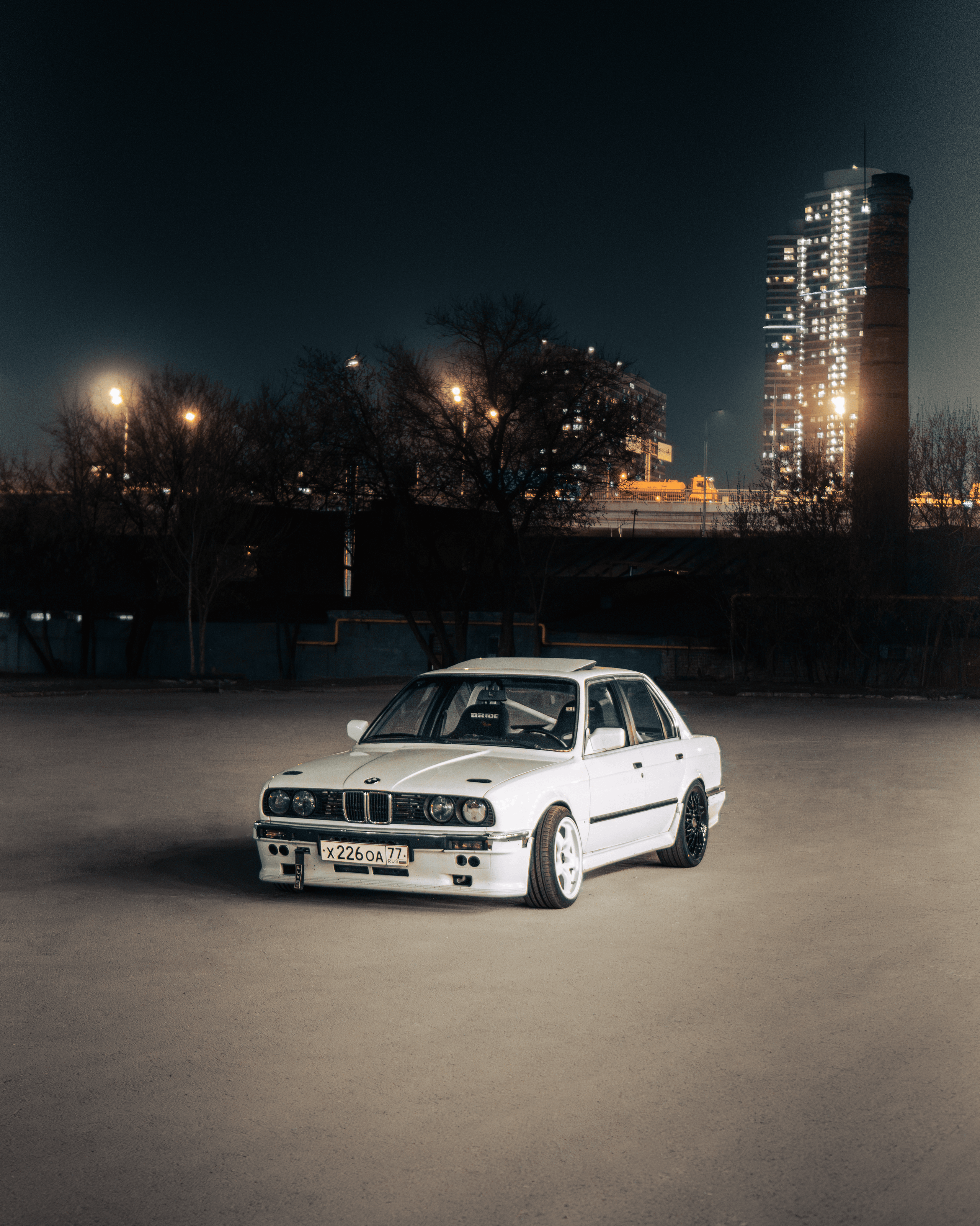 BMW E30: облачко у метро