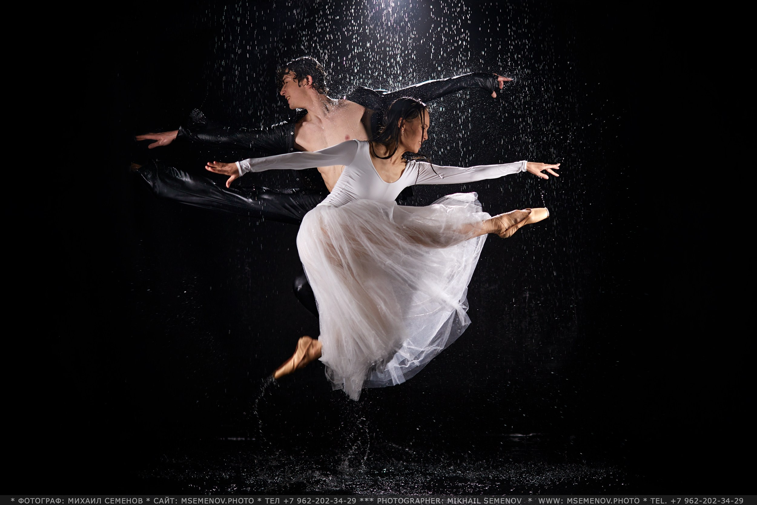 AQUA-photo session. Photographer for business Mikhail Semenov. Aqua photo studio, photo school