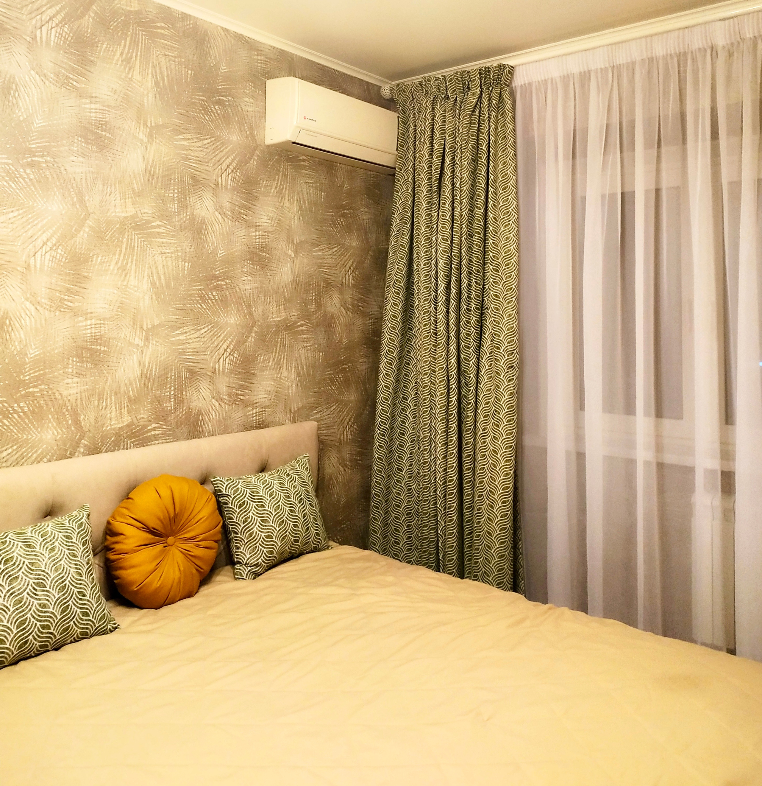 Шторы в спальню. Салон по пошиву штор на заказ по индивидуальным размерам