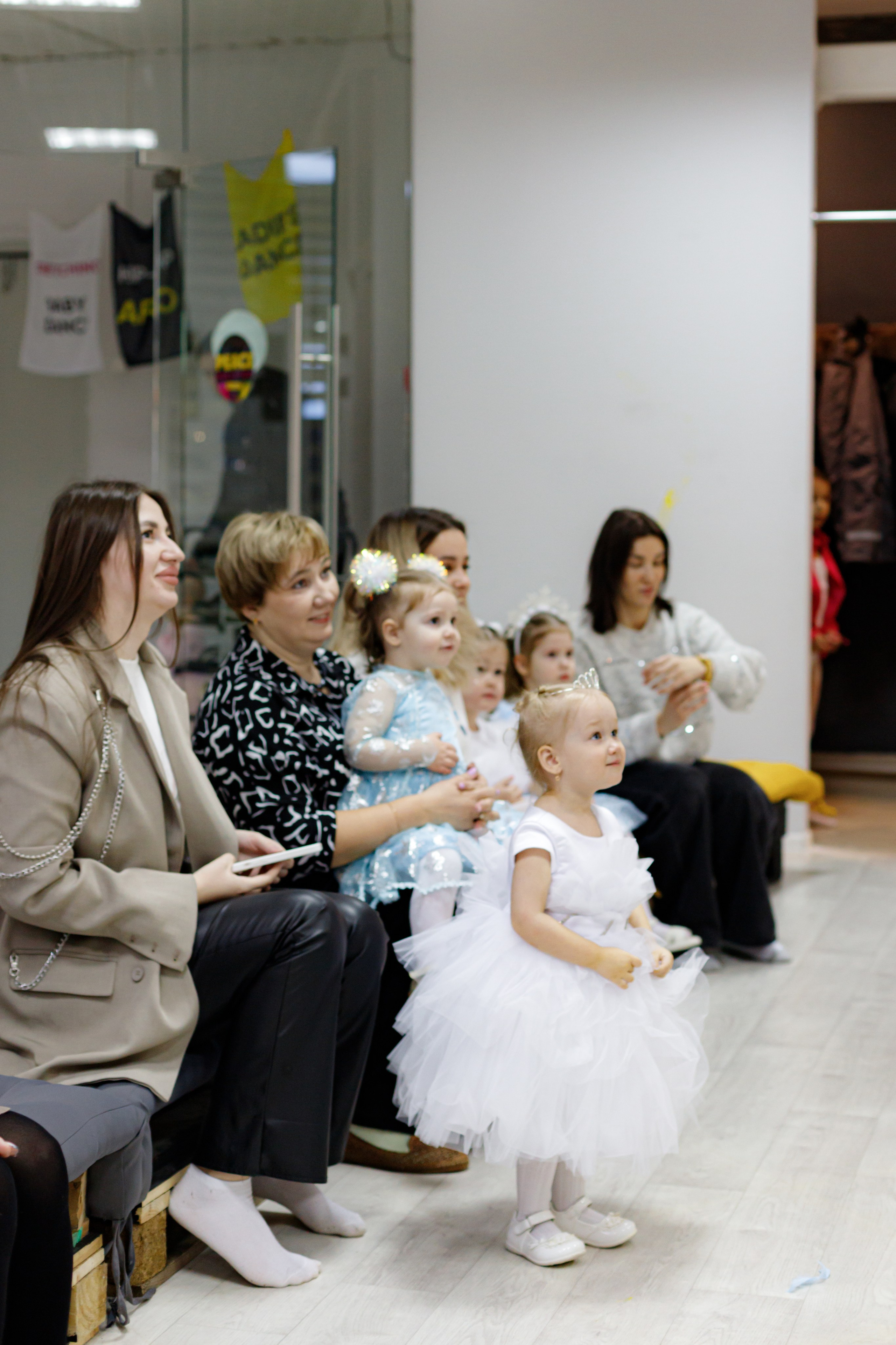 HAPPY NEW YEAR PART/3. Photokarish