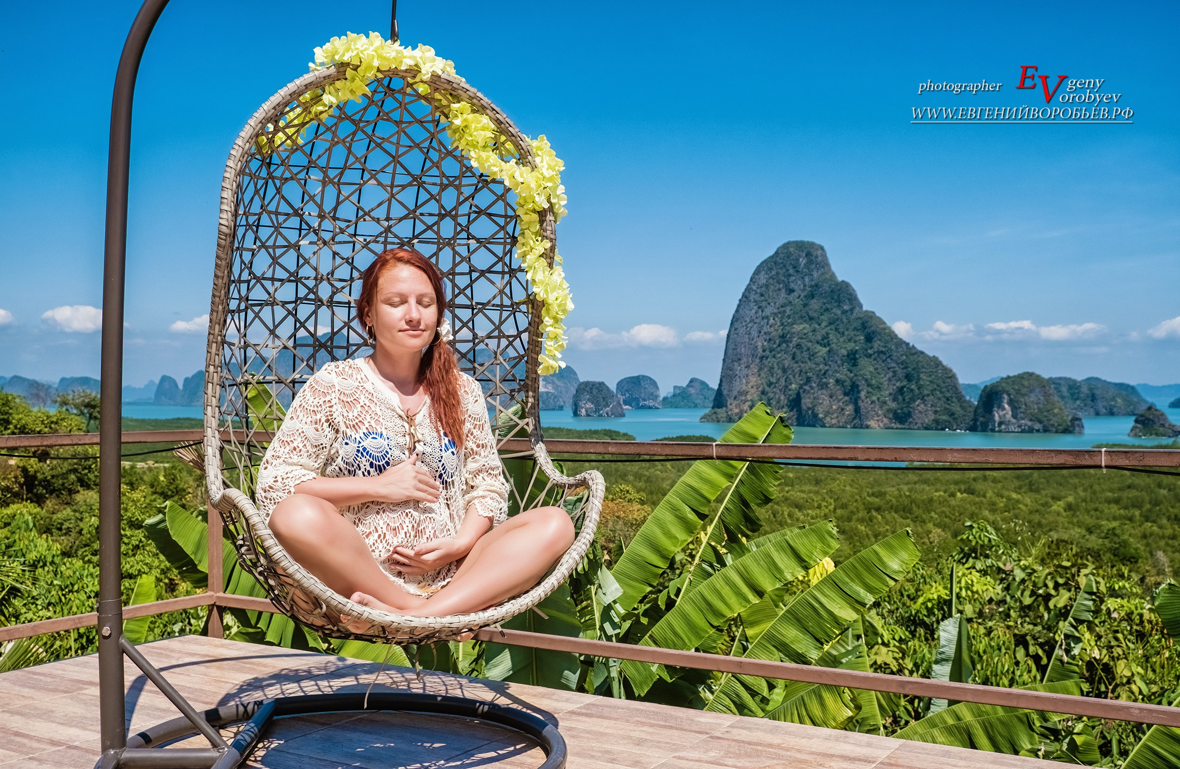 фотосессия беременности в ожидании чуда на пляже Пхукета фотораф идея место пример образа поза девушка в платье пляж Найхарн Ката Карон Патонг Майкао Панва Phuket заказать беременную фотосессию цена стоимость