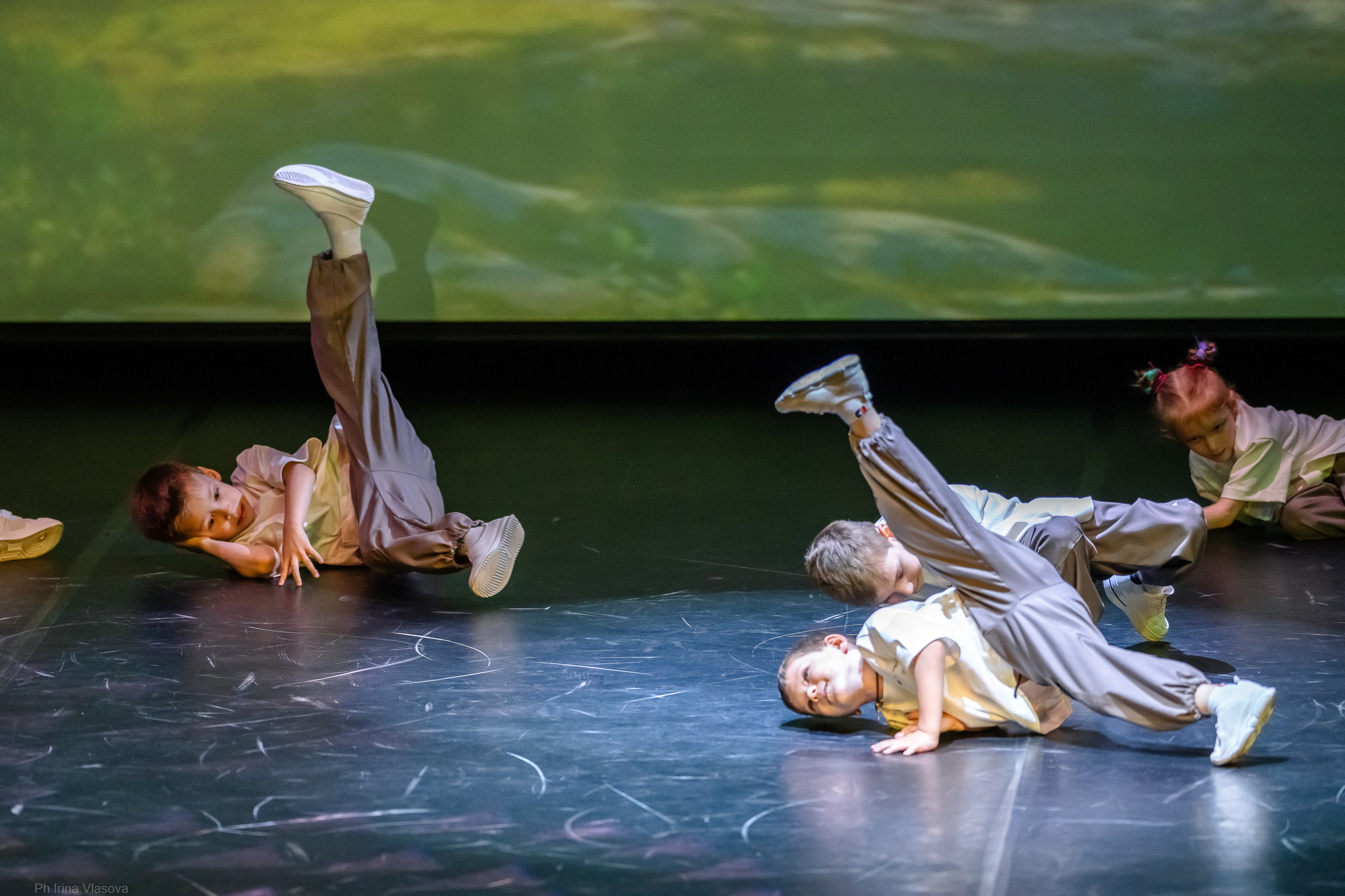 DANCE SPASE отчетник брейкданс