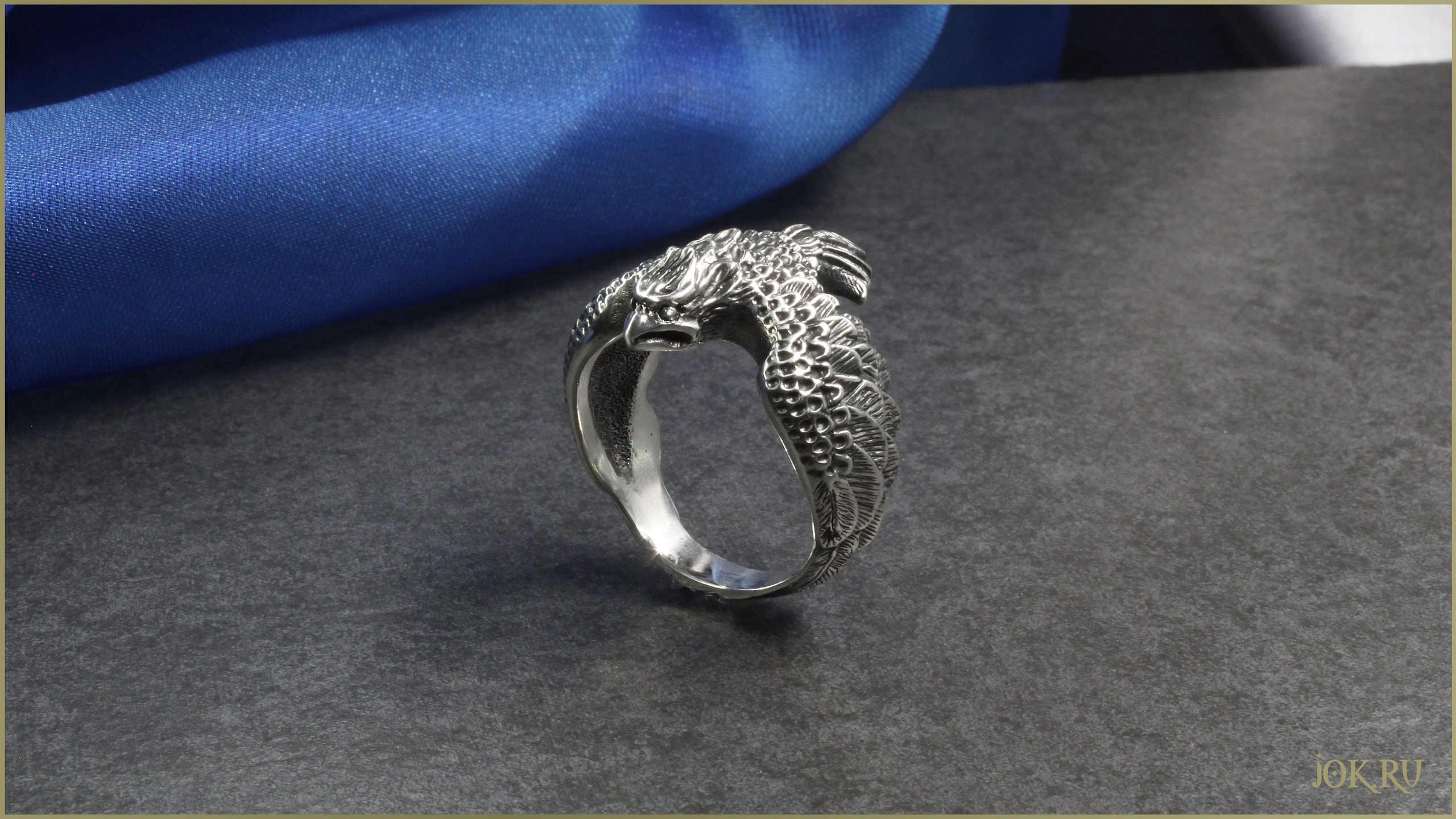 Оригинальные кольца на заказ в Мастерской Joker-studio. Изготовим из металла как одно украшение, так и выполним тираж с логотипом бренда.