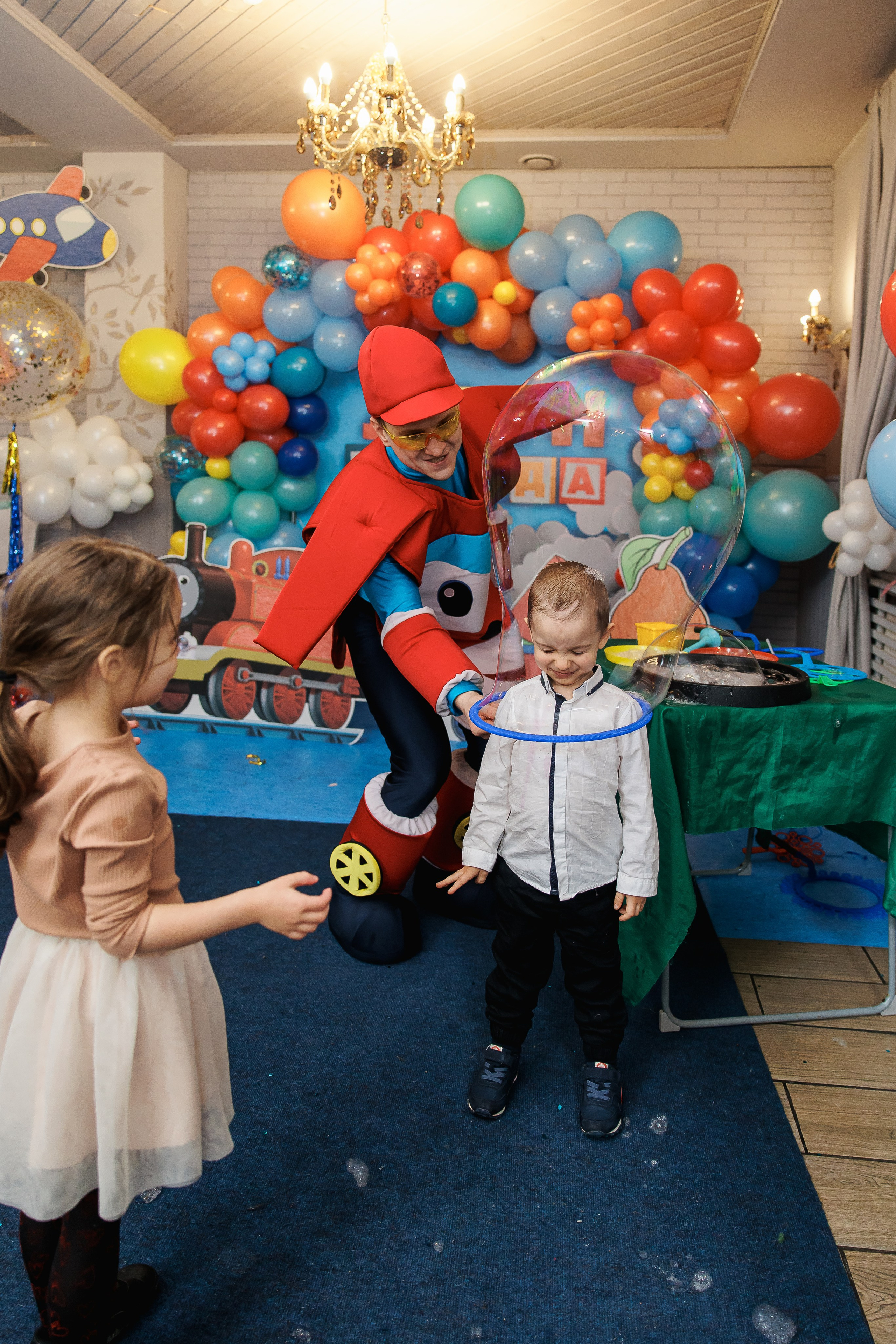 День Рождения Леона