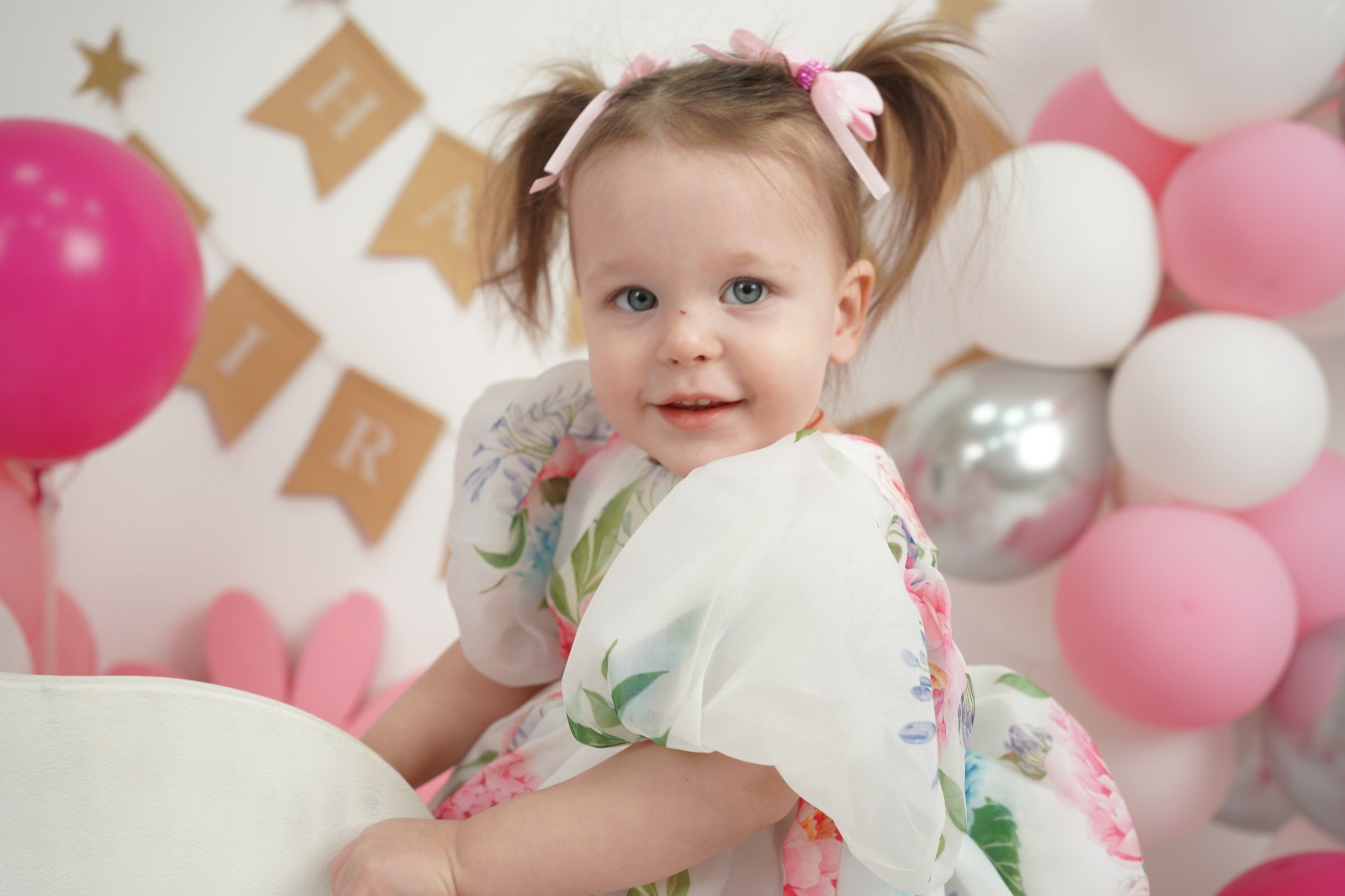 Фотоссесия на Годик для Девочки. Детская Фотостудия ГОДОВАСИКИ в Санкт-Петербурге фотосесия на годик