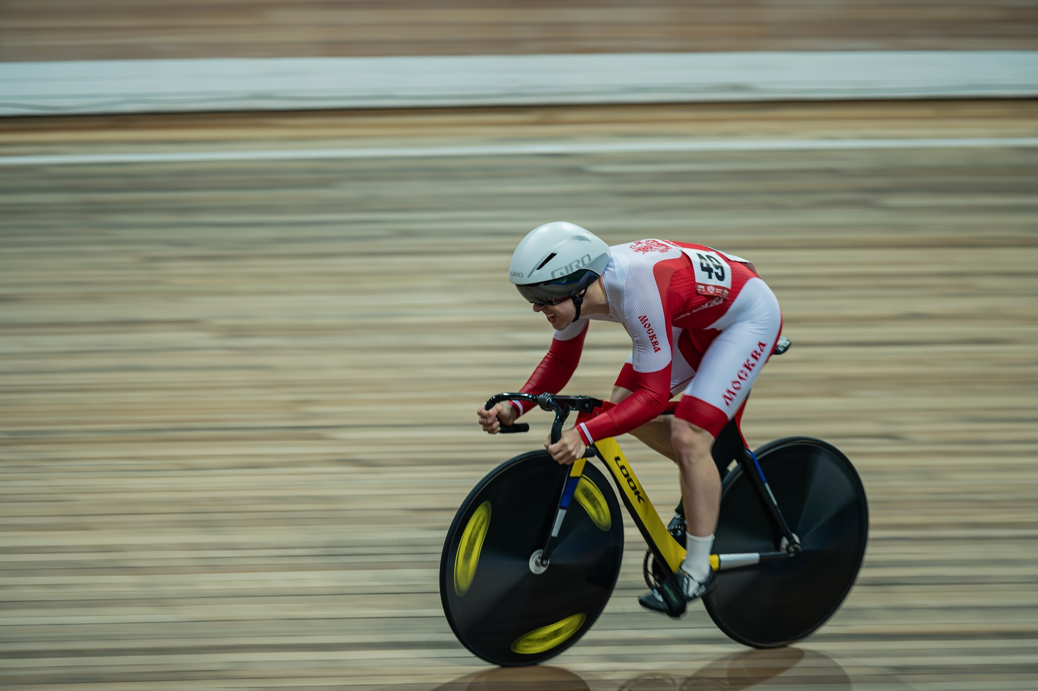 Кубок и чемпионат России по велоспорту на треке 2026. Фоторепортаж с велотрека «Крылатское» | Сергей Чурносов