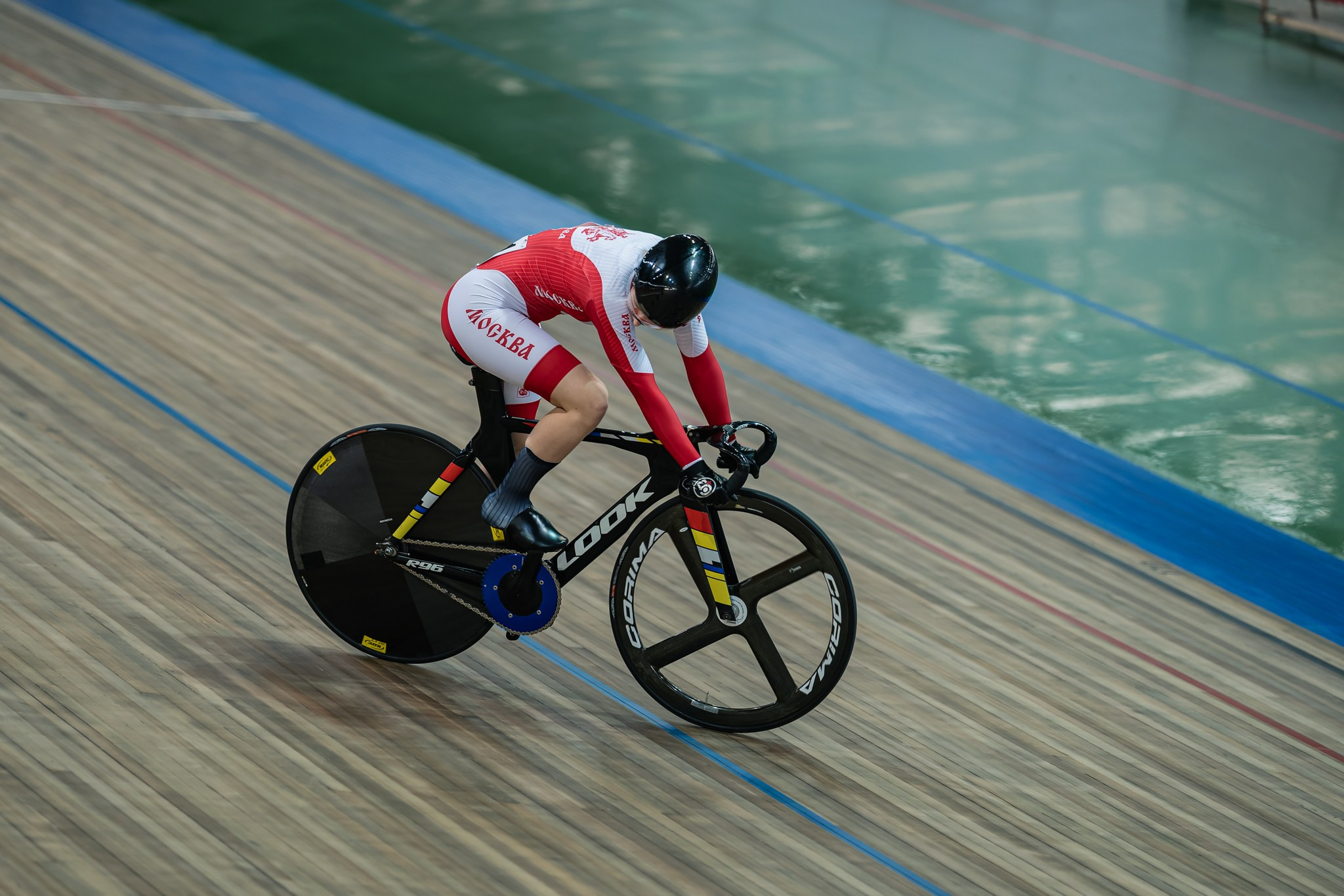 Кубок и чемпионат России по велоспорту на треке 2026. Фоторепортаж с велотрека «Крылатское» | Сергей Чурносов