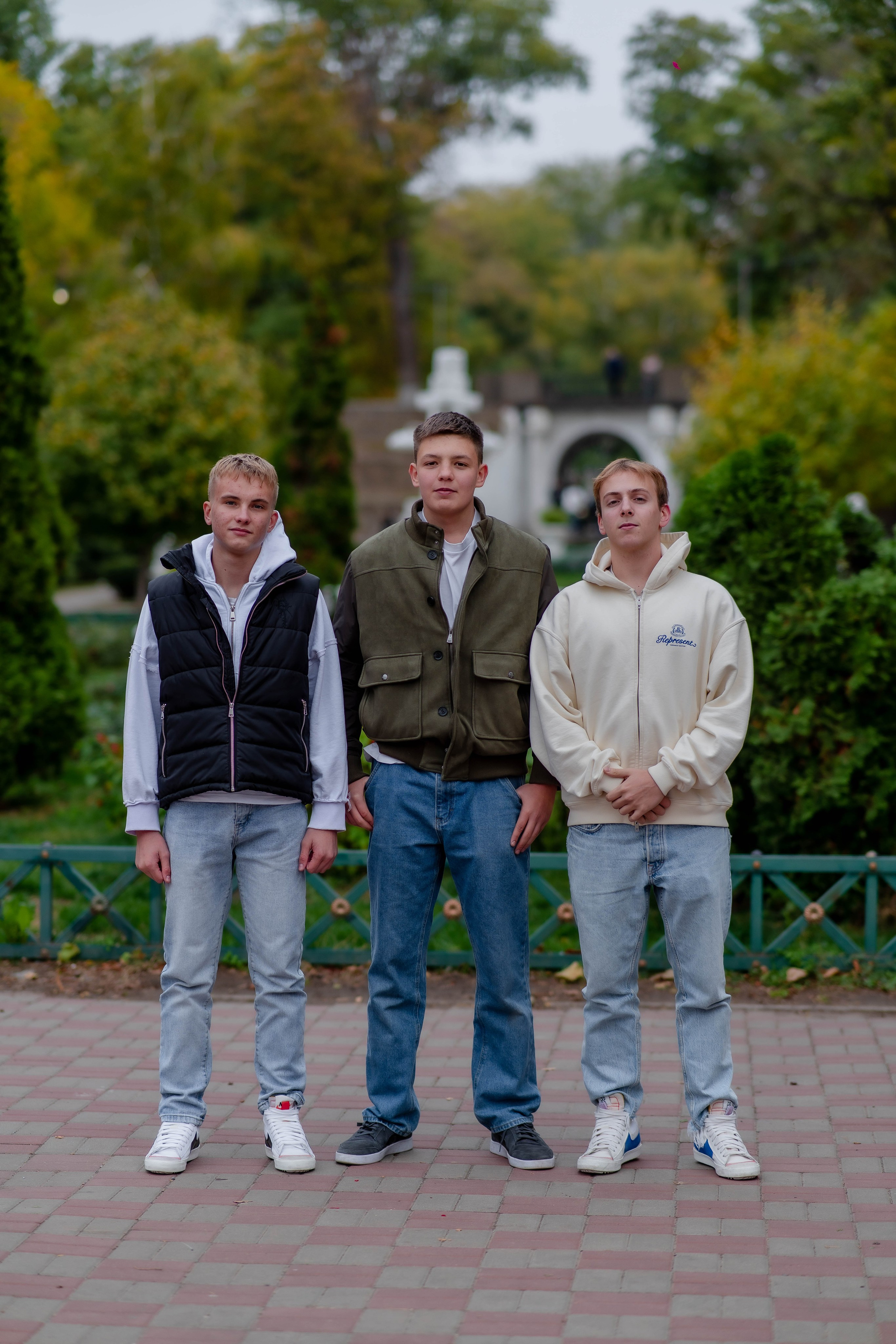 Выпускные (школьные) альбомы (книги) в Ростове-на-Дону. Современные Выпускные Альбомы в Ростове-на-Дону