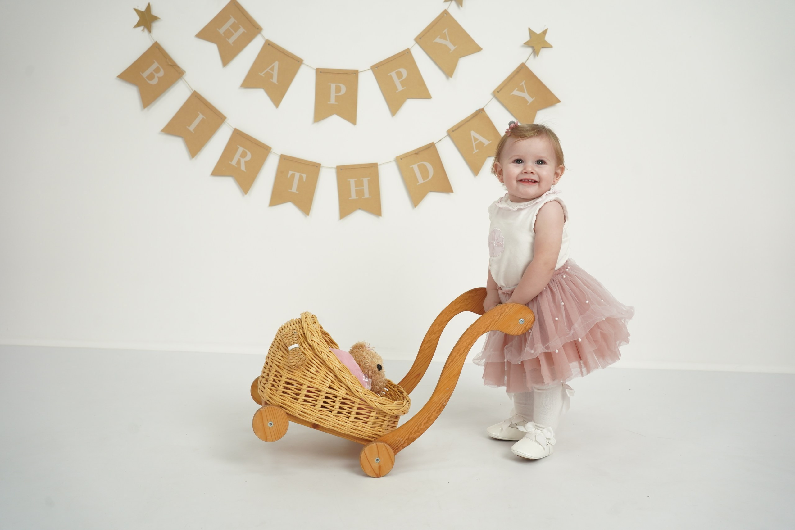 Фотоссесия на Годик для Девочки. Детская Фотостудия ГОДОВАСИКИ в Санкт-Петербурге фотосесия на годик