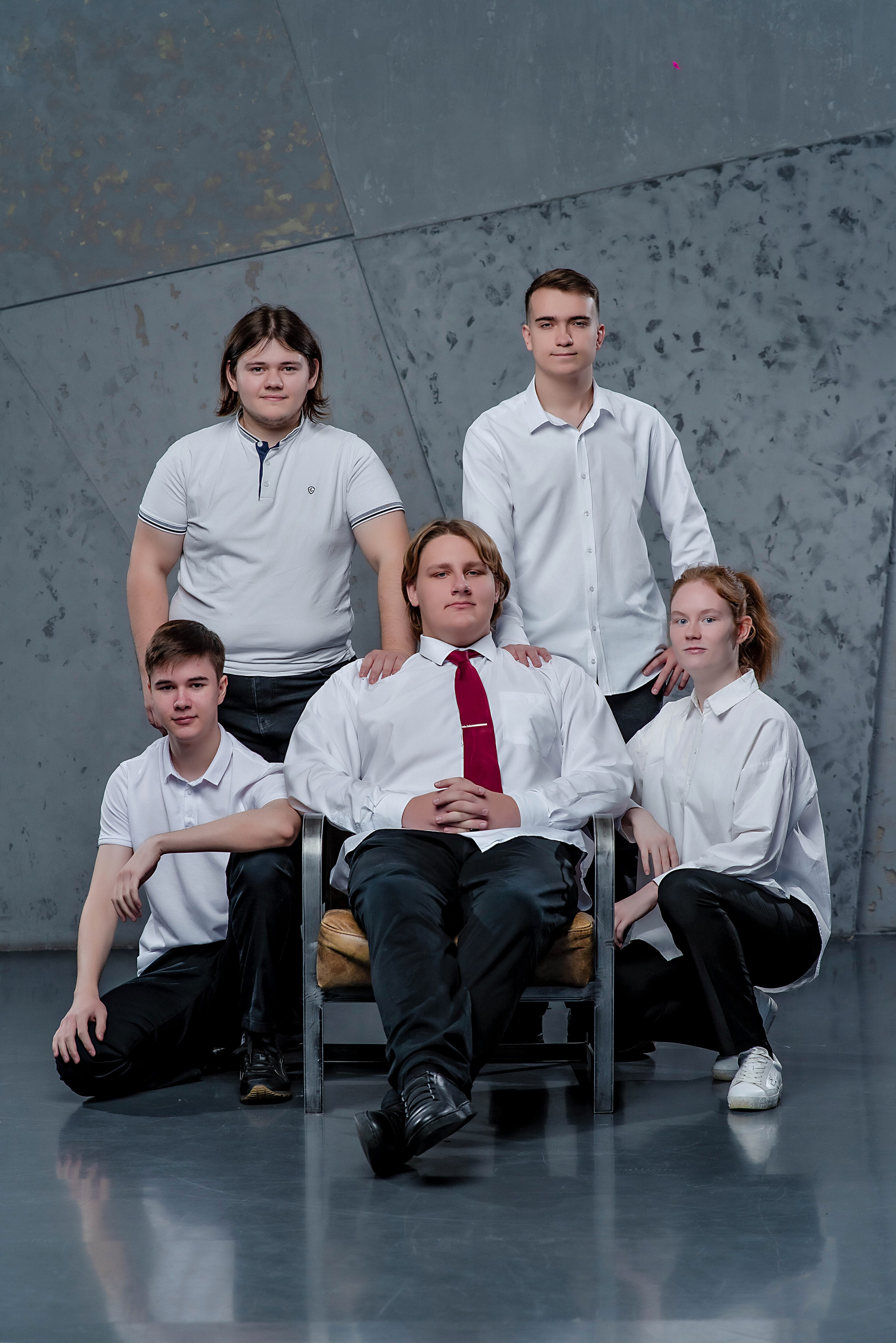 Выпускные (школьные) альбомы (книги) в Ростове-на-Дону. Современные Выпускные Альбомы в Ростове-на-Дону