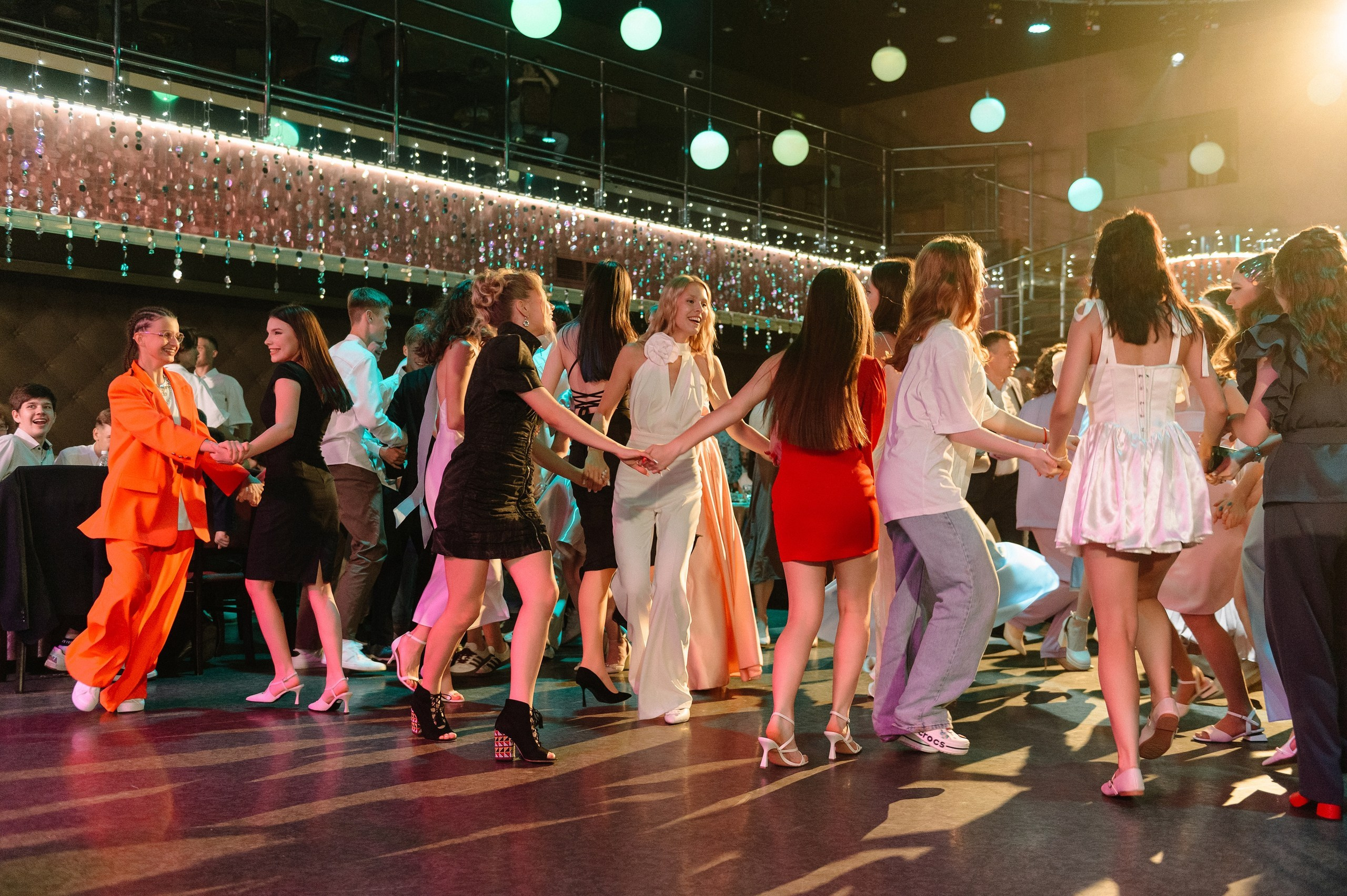 Выпускные вечеринки. Ведущий ваших мероприятий Константин Кот,