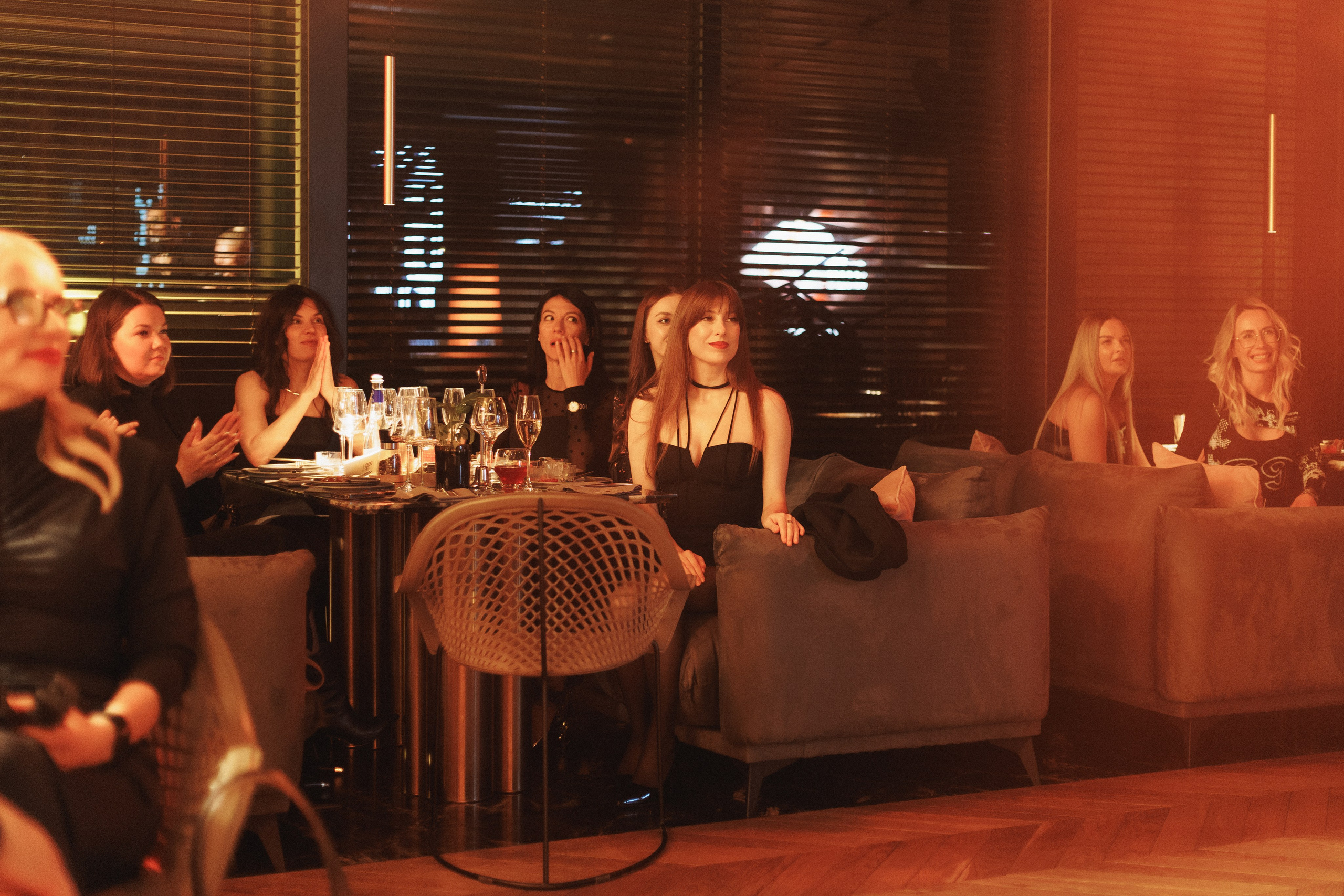 B.DAY PARTY ЖУРНАЛА •G. СВОИ. ФОТООТЧЕТЫ-СОБЫТИЯ-МЕСТА