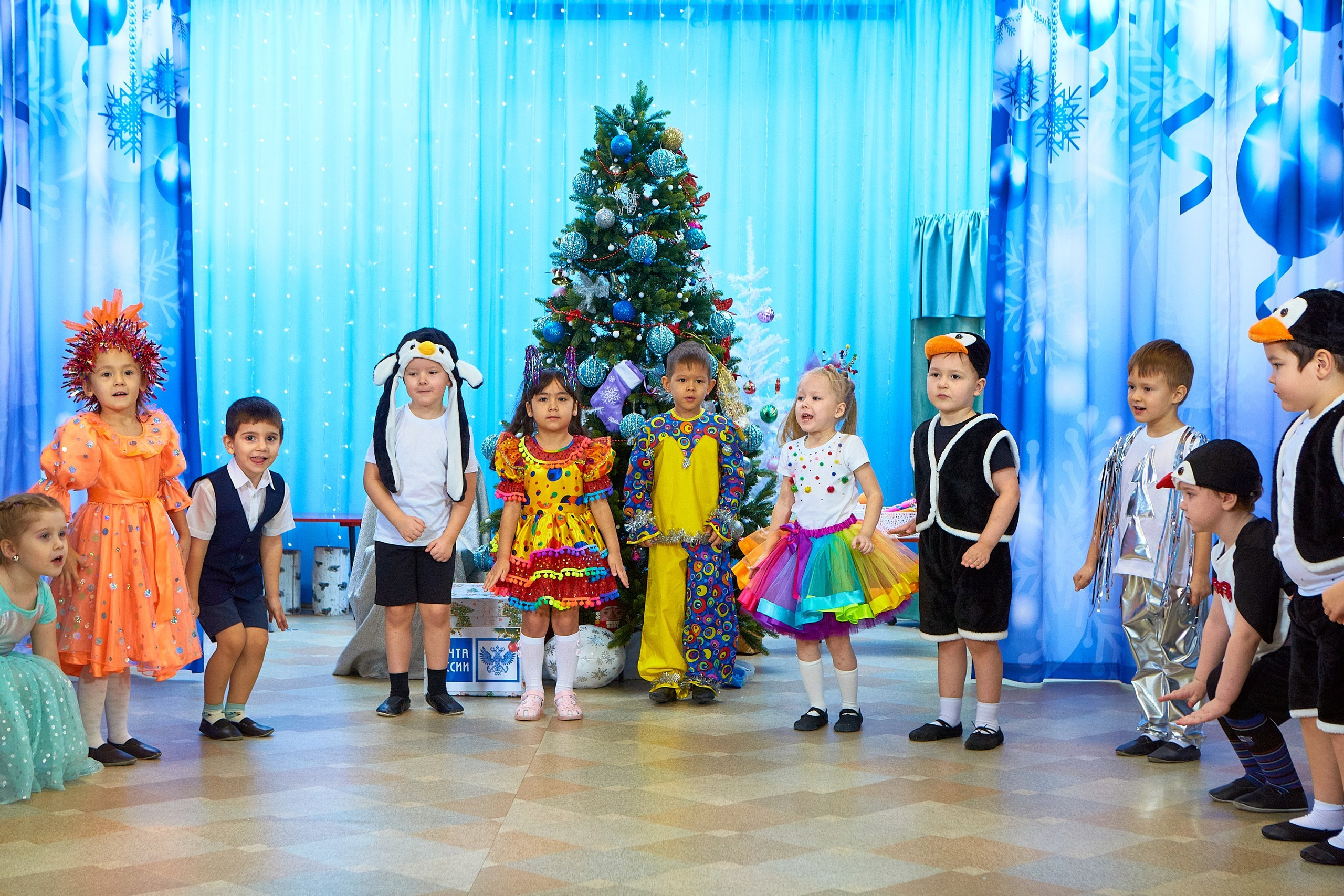 Новогодний утренник. Выпускной альбом Новосибирск