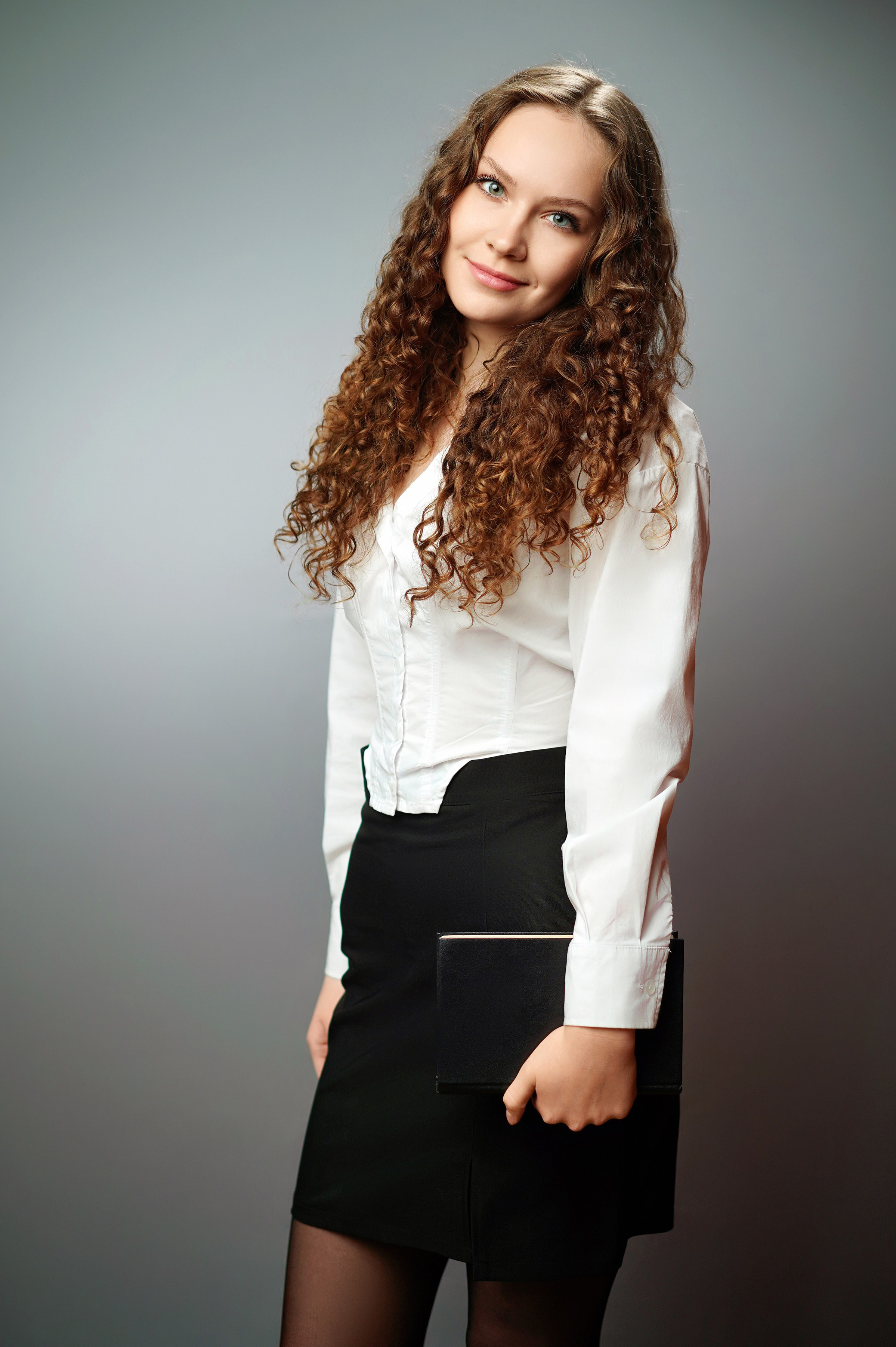 Стиль портрета в школе. GOTRA — выпускные альбомы в Тюмени