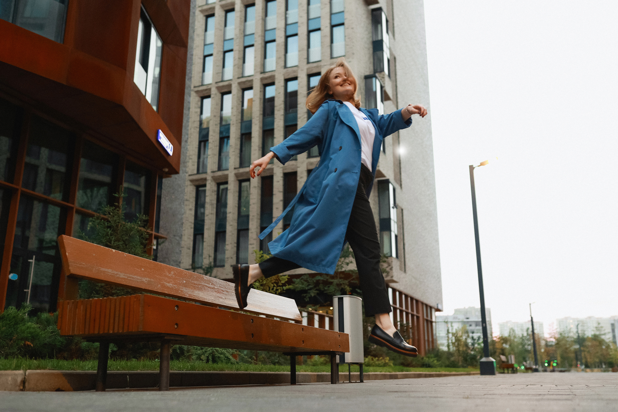 Фотопрогулка в ЗилАрт. Женская индивидуальная фотосессия. Портретный и семейный фотограф в Москве Мария Рослякова