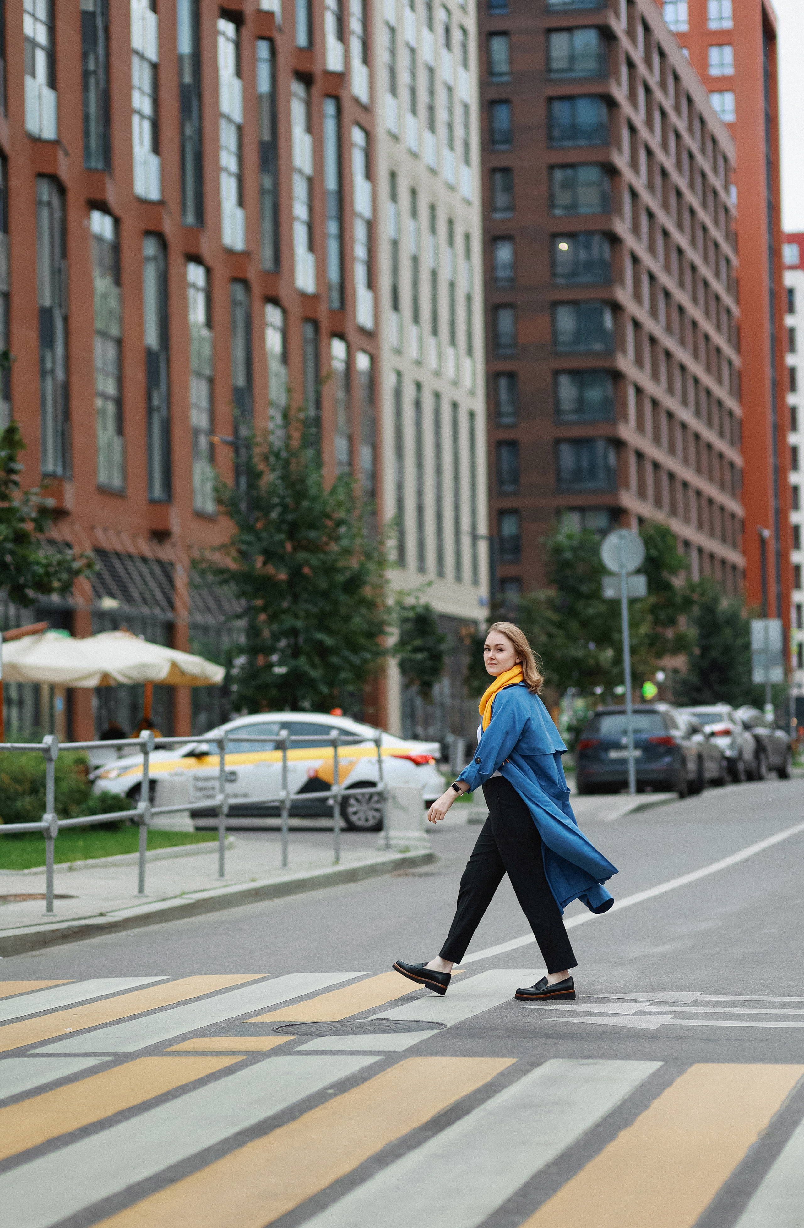 Фотопрогулка в ЗилАрт. Женская индивидуальная фотосессия. Портретный и семейный фотограф в Москве Мария Рослякова