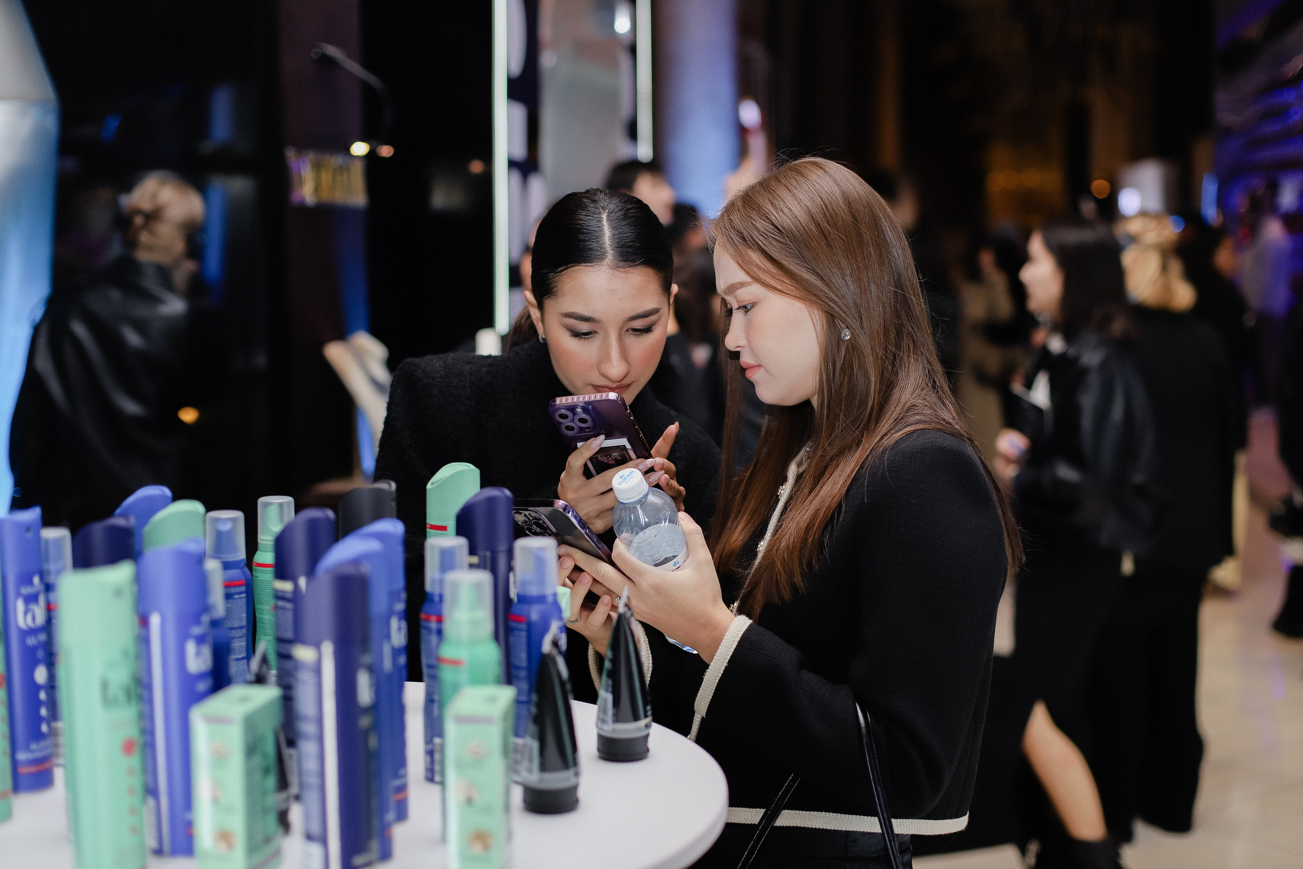 27.10 FWA зона Schwarzkopf и Perwoll. Фотограф в Алматы и Москве Даша Пушкина