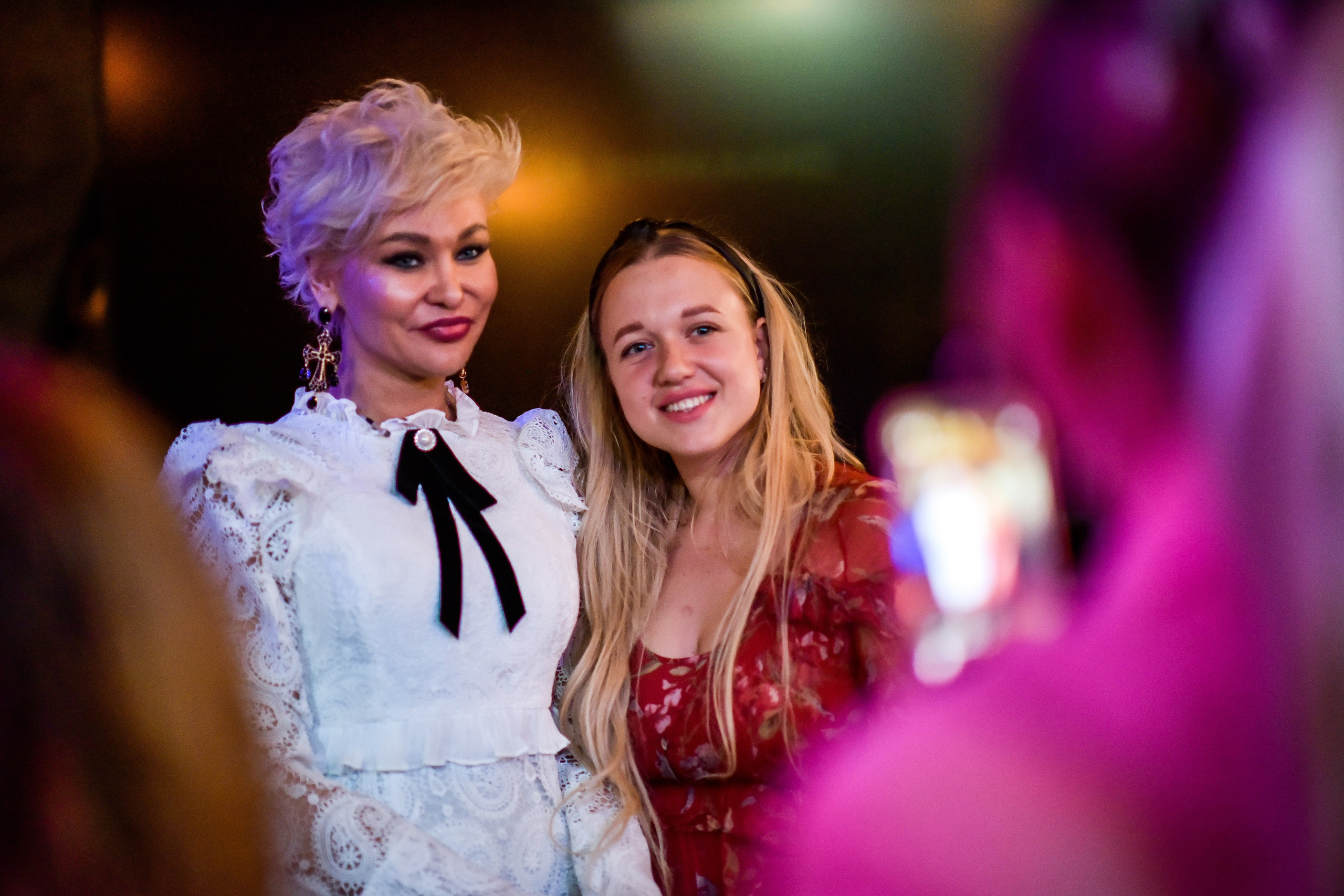 СЪЕМКИ при проекте «4 ЖЕНЫ». ТВ «ПЯТНИЦА». Фотограф для бизнесконтента, репортажей и семейного альбома в Москве