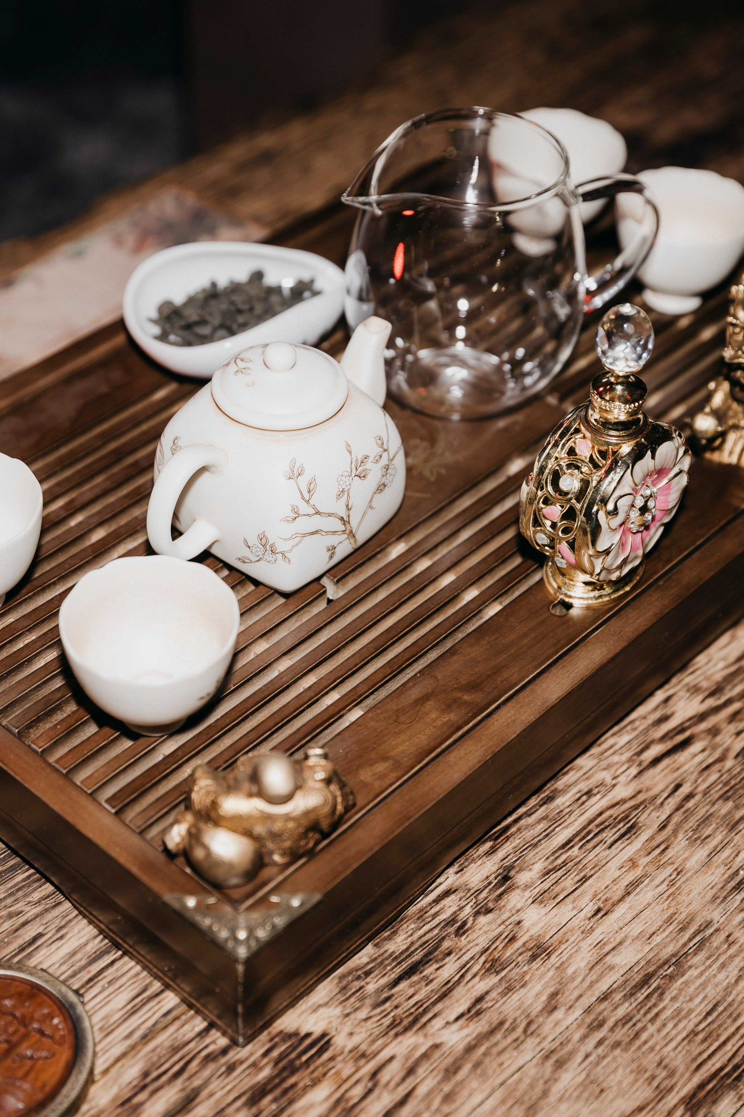 Открытие Чайного дома Юлии Ван. «Птичка на проводе»: информационный портал в Москве