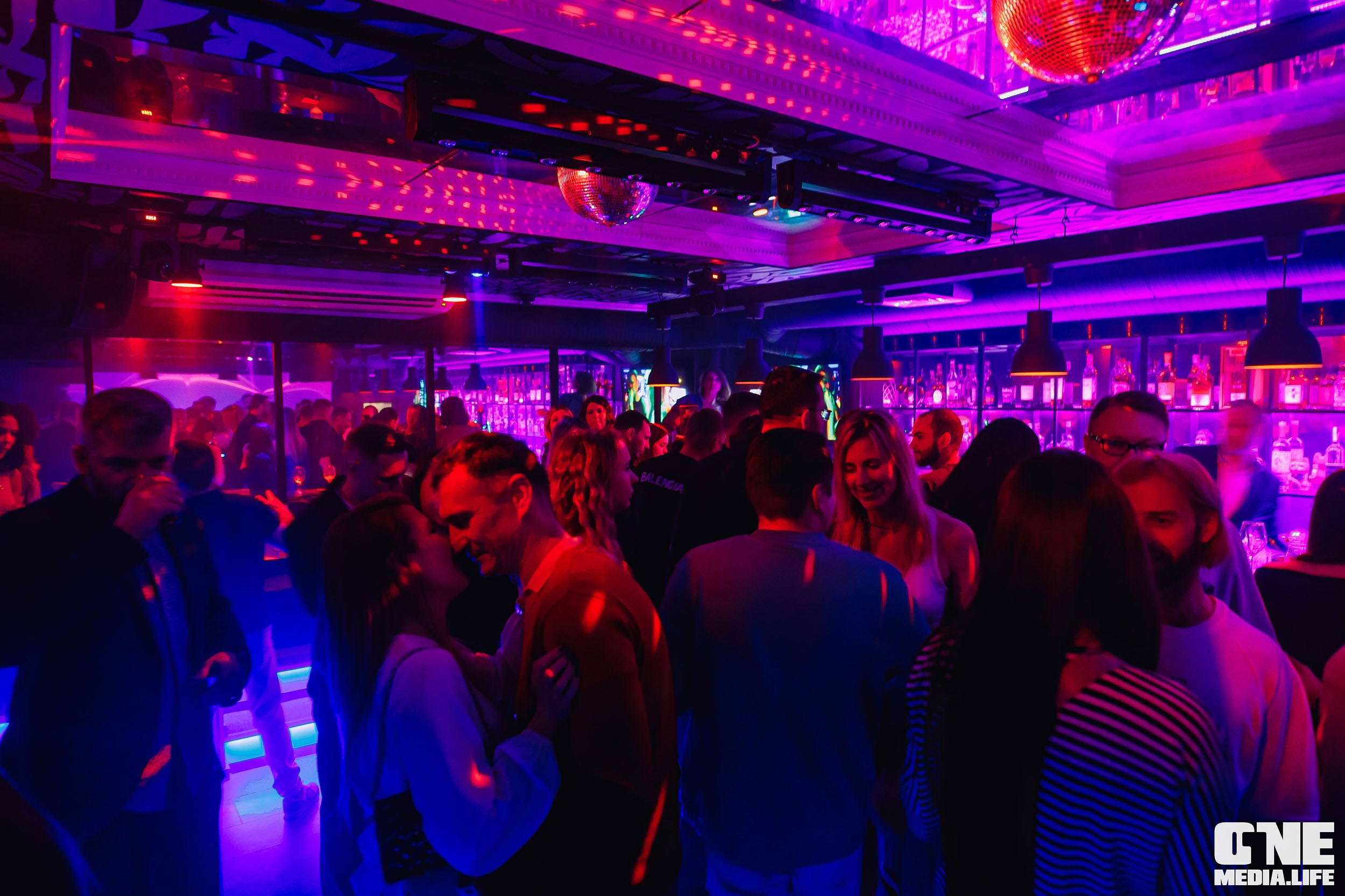 Dj Alexey Viper в Nisha. One Media Life: фоторепортажи, фотоотчеты с мероприятий и заведений