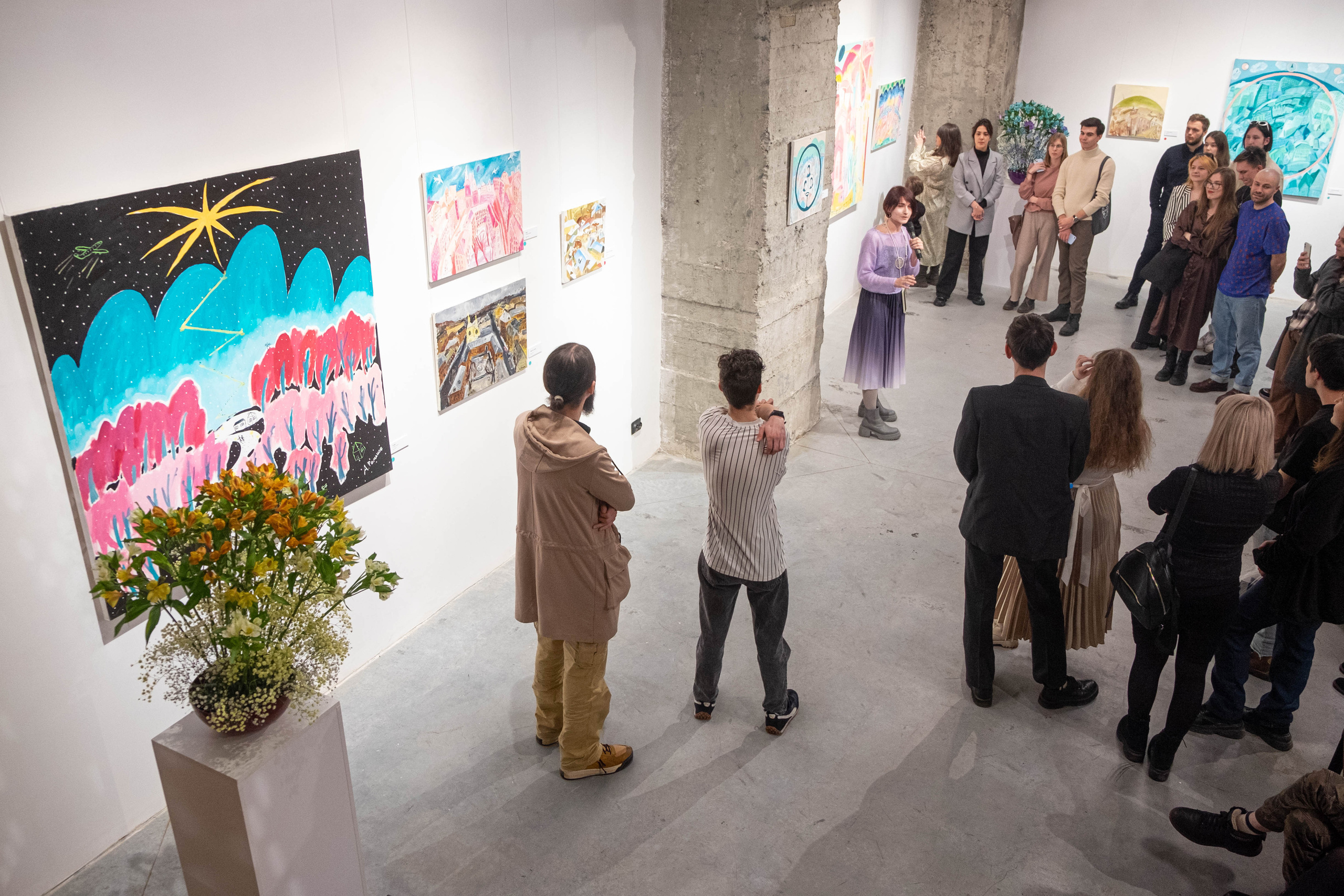 Spring on the Mira street. Alexander Romanov. Elina Gusarova