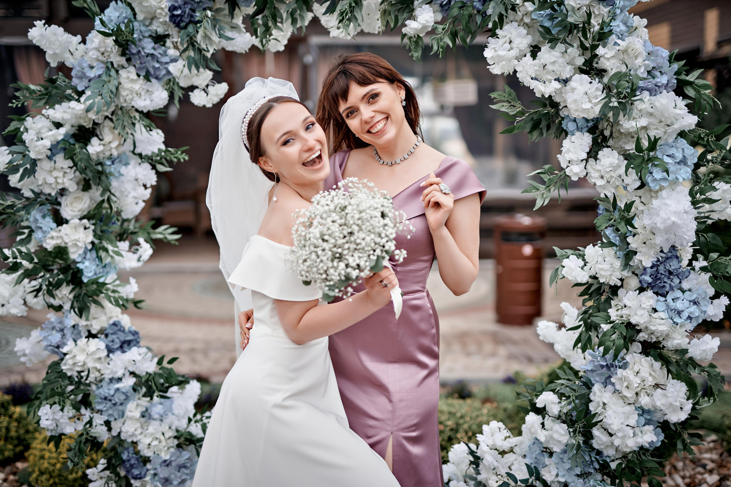 Наша любовь как ветер — ты ее не видишь, но чувствуешь…. Фотограф Меняйло Евгений. Свадьба. Портрет. Репортаж. Семья. Контент