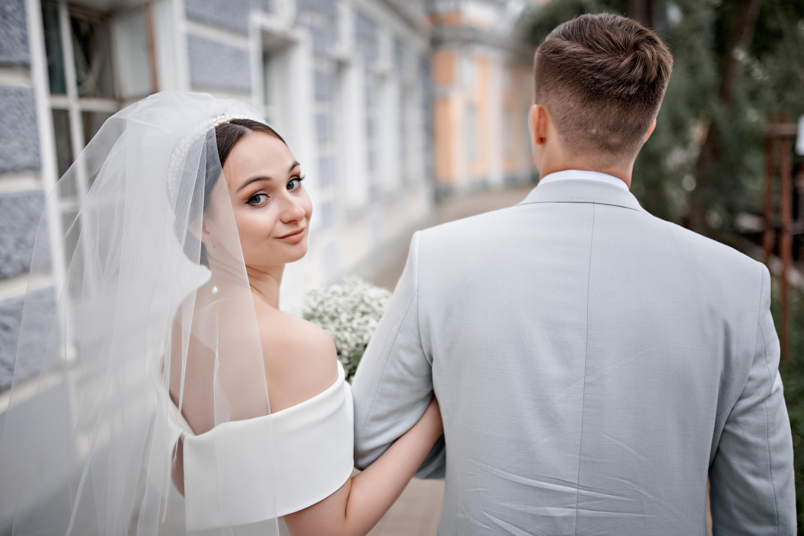 Наша любовь как ветер — ты ее не видишь, но чувствуешь…. Фотограф Меняйло Евгений. Свадьба. Портрет. Репортаж. Семья. Контент