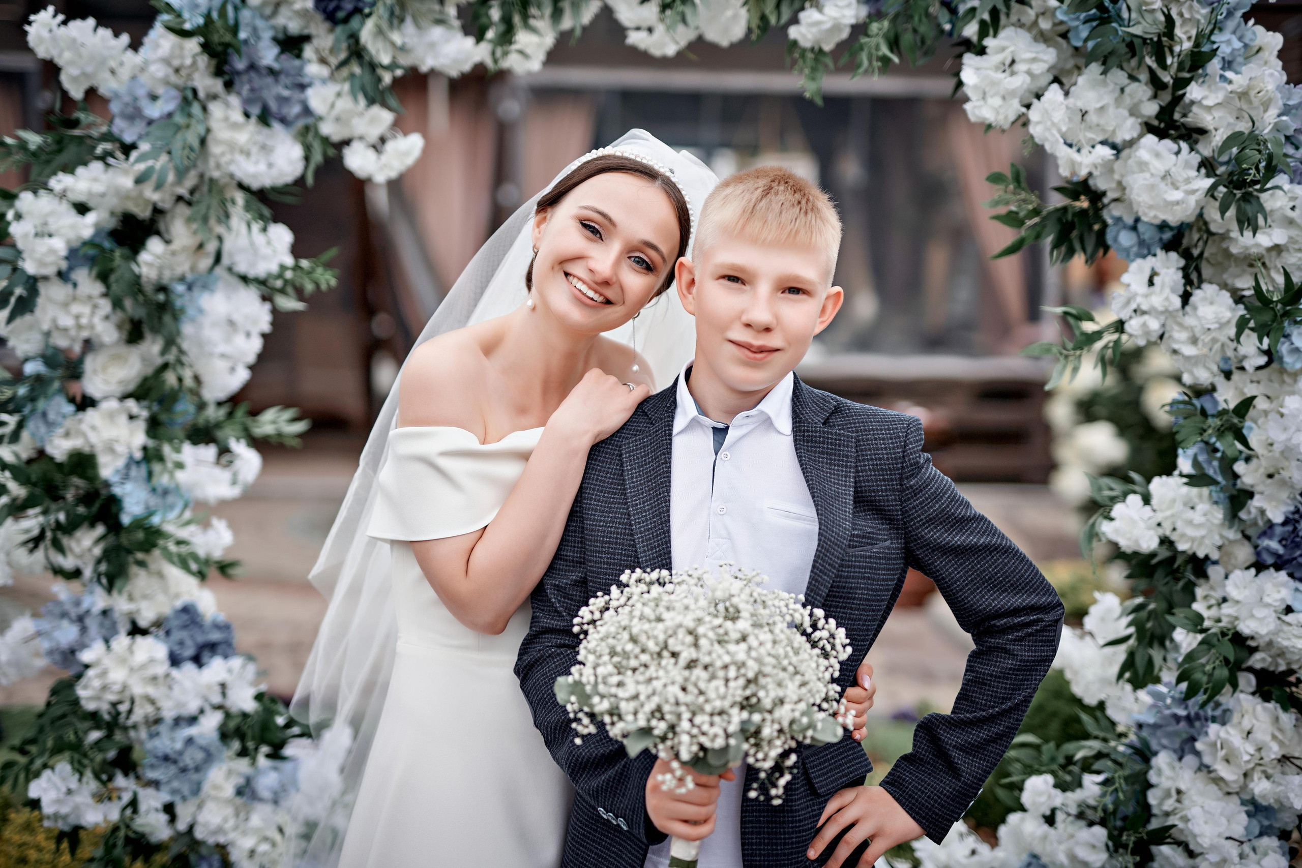 Наша любовь как ветер — ты ее не видишь, но чувствуешь…. Фотограф Меняйло Евгений. Свадьба. Портрет. Репортаж. Семья. Контент