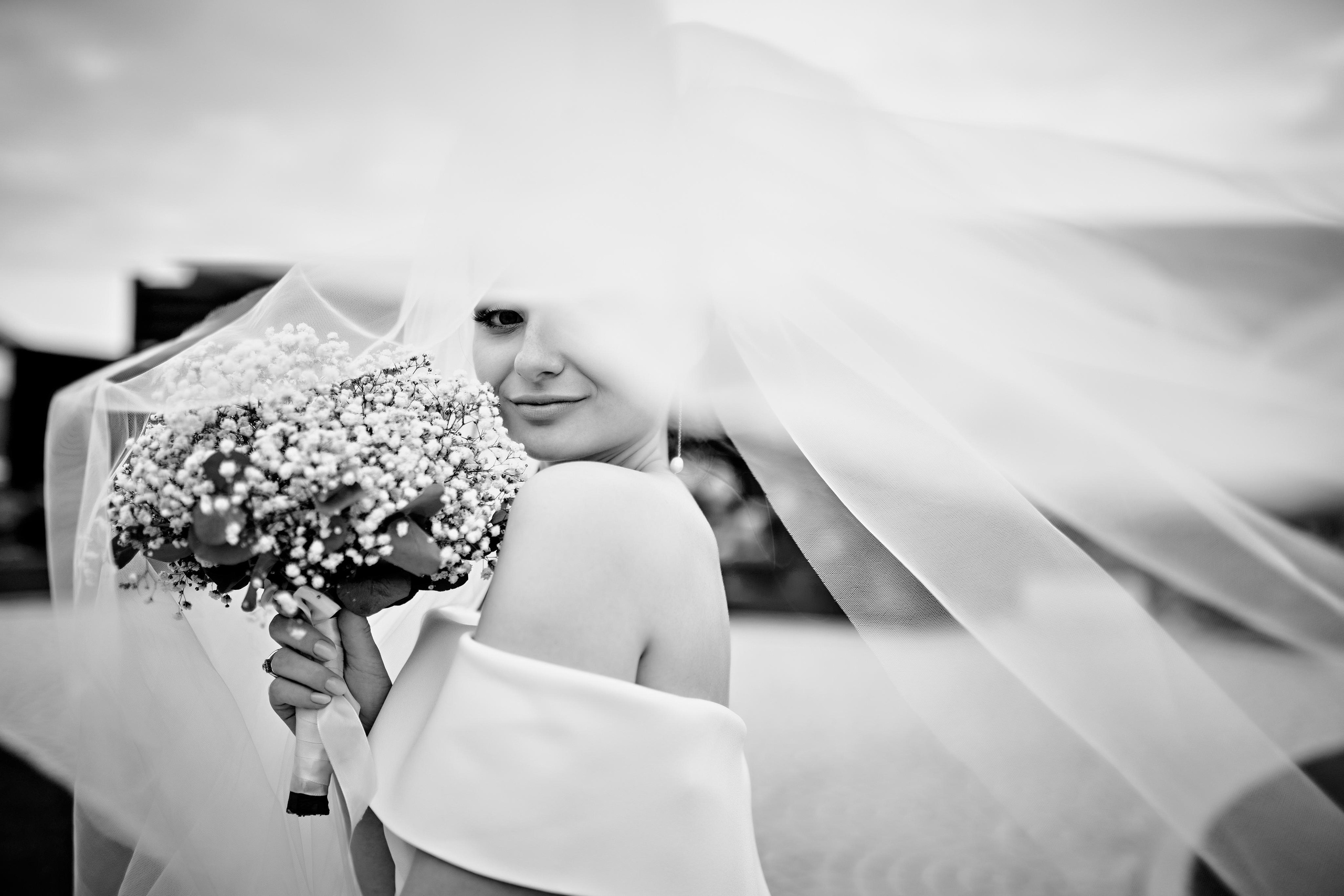 Наша любовь как ветер — ты ее не видишь, но чувствуешь…. Фотограф Меняйло Евгений. Свадьба. Портрет. Репортаж. Семья. Контент