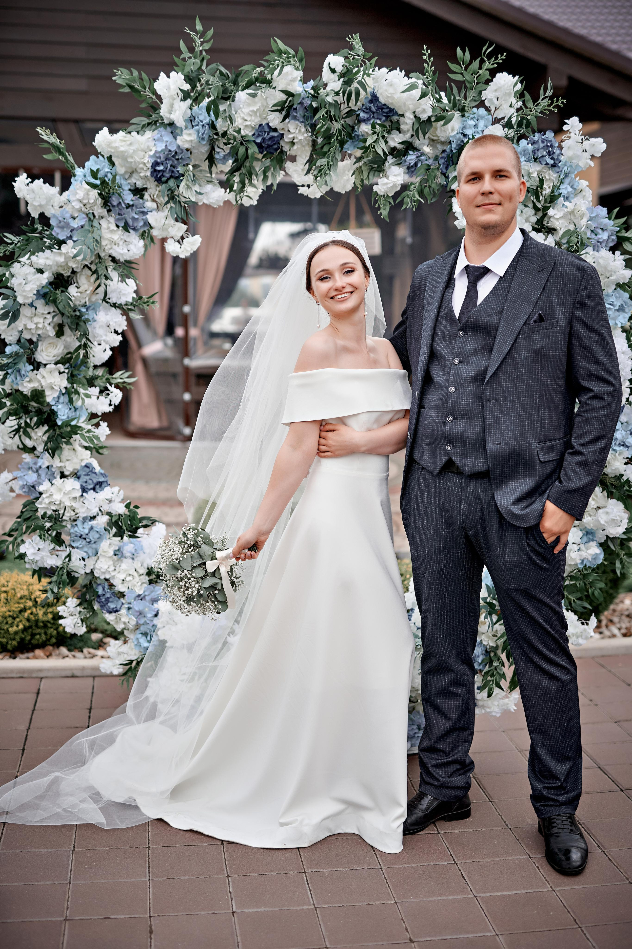 Наша любовь как ветер — ты ее не видишь, но чувствуешь…. Фотограф Меняйло Евгений. Свадьба. Портрет. Репортаж. Семья. Контент