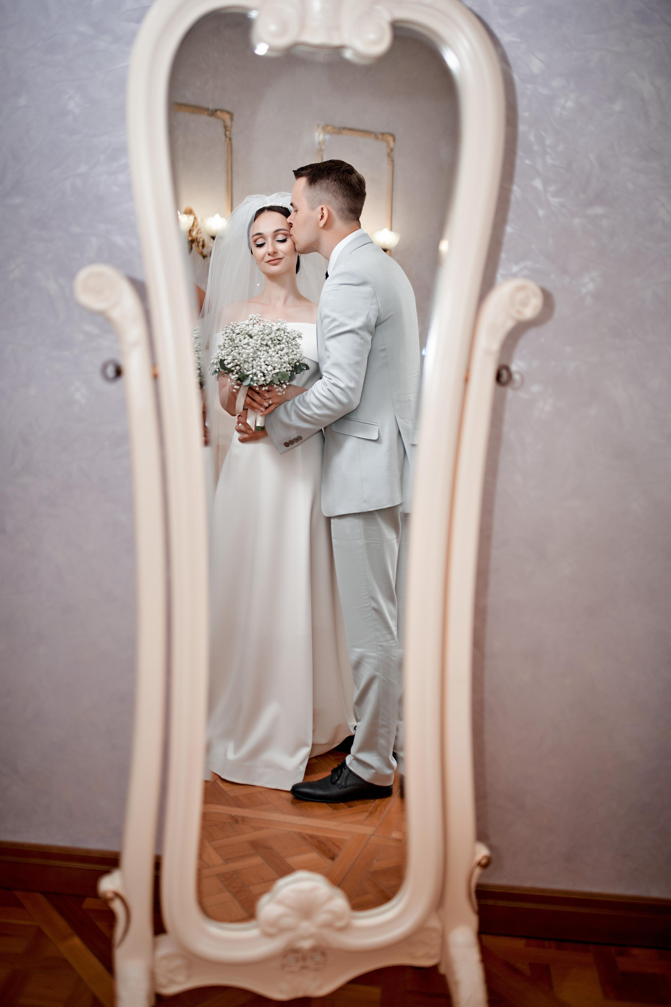 Наша любовь как ветер — ты ее не видишь, но чувствуешь…. Фотограф Меняйло Евгений. Свадьба. Портрет. Репортаж. Семья. Контент