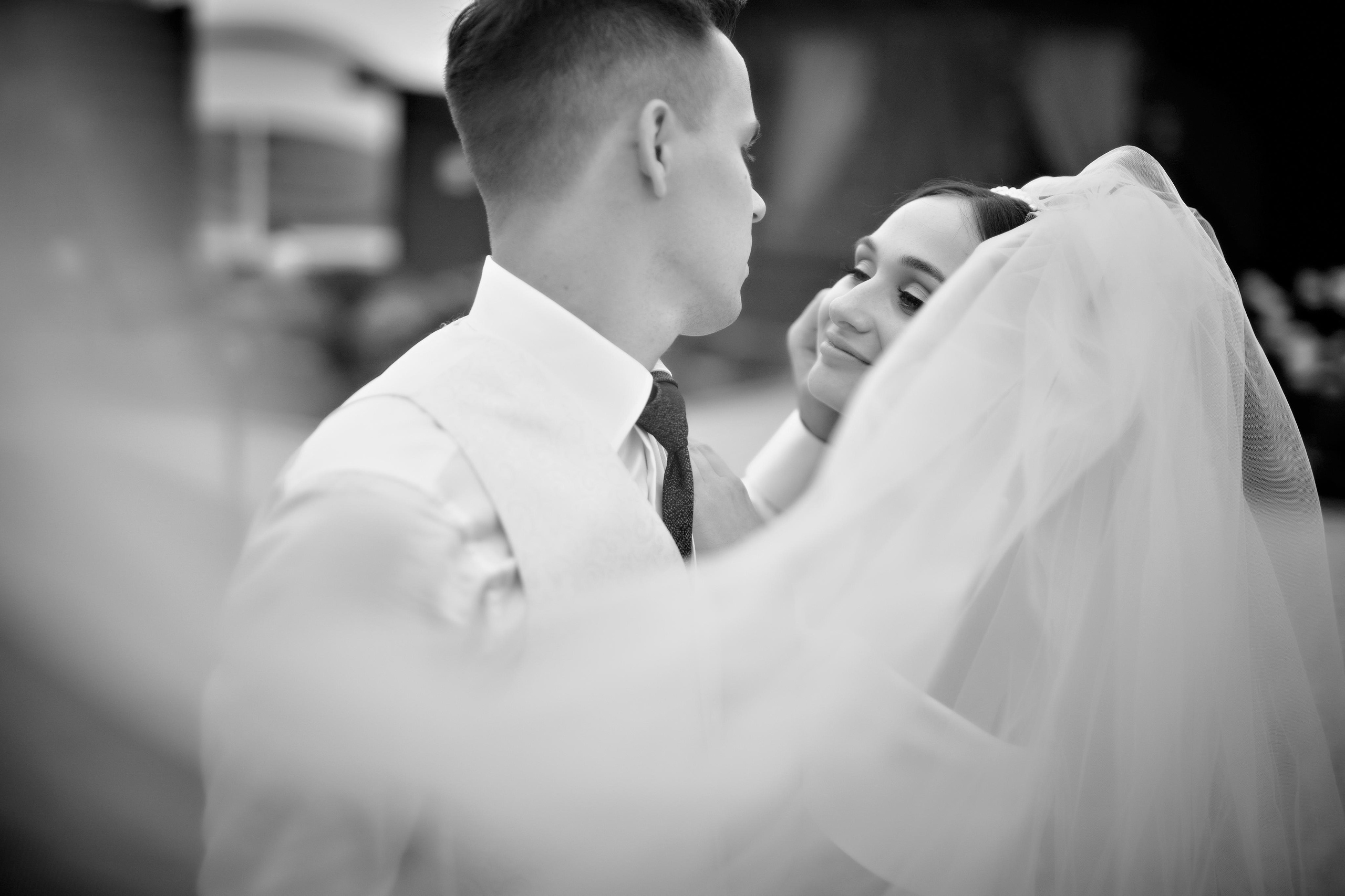 Наша любовь как ветер — ты ее не видишь, но чувствуешь…. Фотограф Меняйло Евгений. Свадьба. Портрет. Репортаж. Семья. Контент