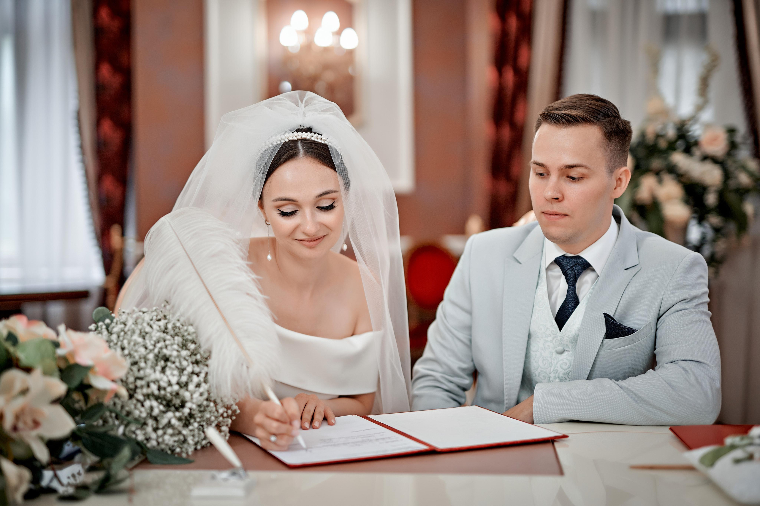 Наша любовь как ветер — ты ее не видишь, но чувствуешь…. Фотограф Меняйло Евгений. Свадьба. Портрет. Репортаж. Семья. Контент