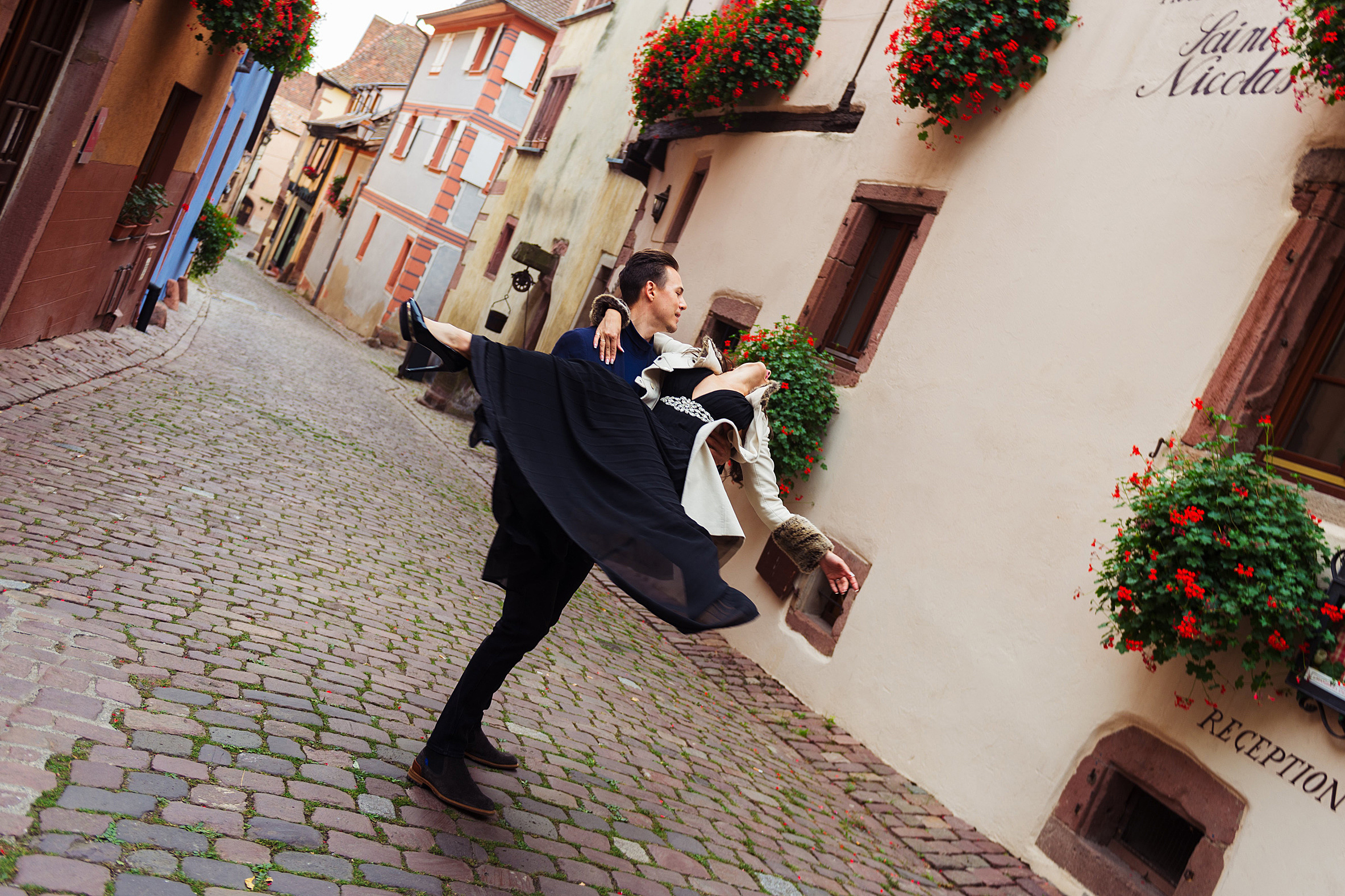 Julia & Andrey (Alsace, France). Photographer in Switzerland and Europe Anna Alekseenko