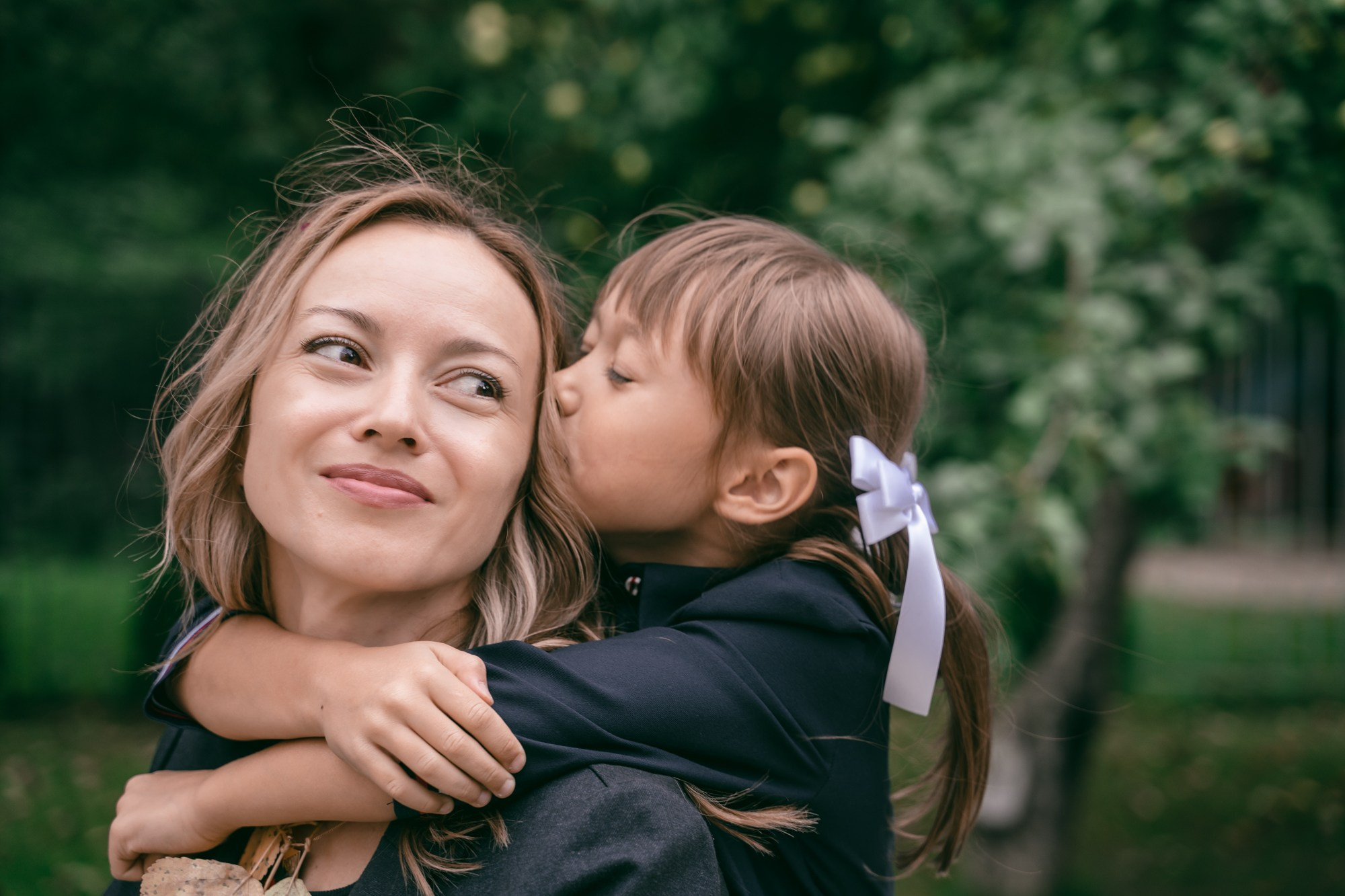 Мама и дочка-первоклассница, Виктория и Катя. Марина Маслак портретный, репортажный и семейный фотограф в Москве