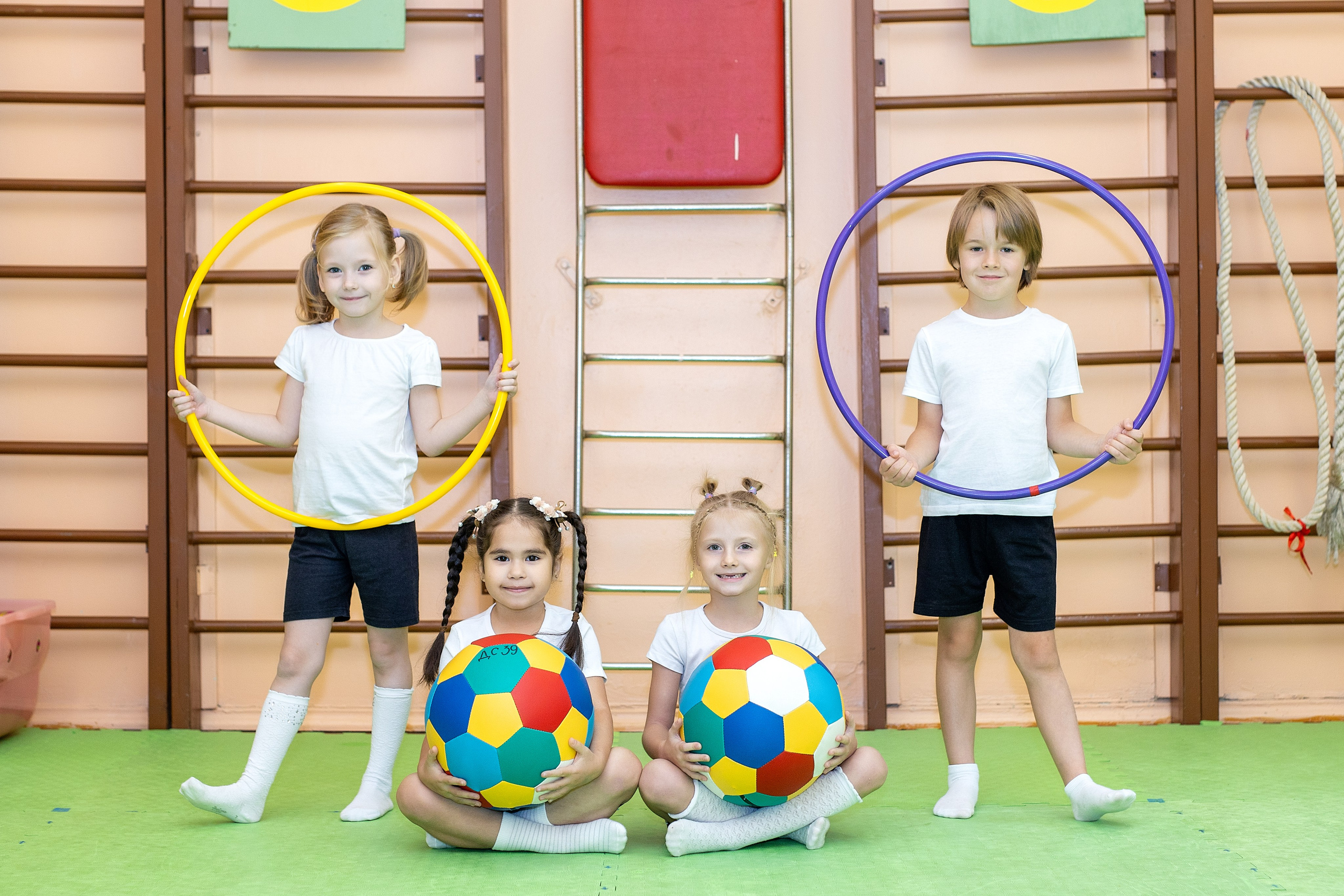 Детский сад 39 «Дельфинёнок», группа «Воробышки». Стильный выпускной альбом Владивосток фотограф Вероника Мигачева