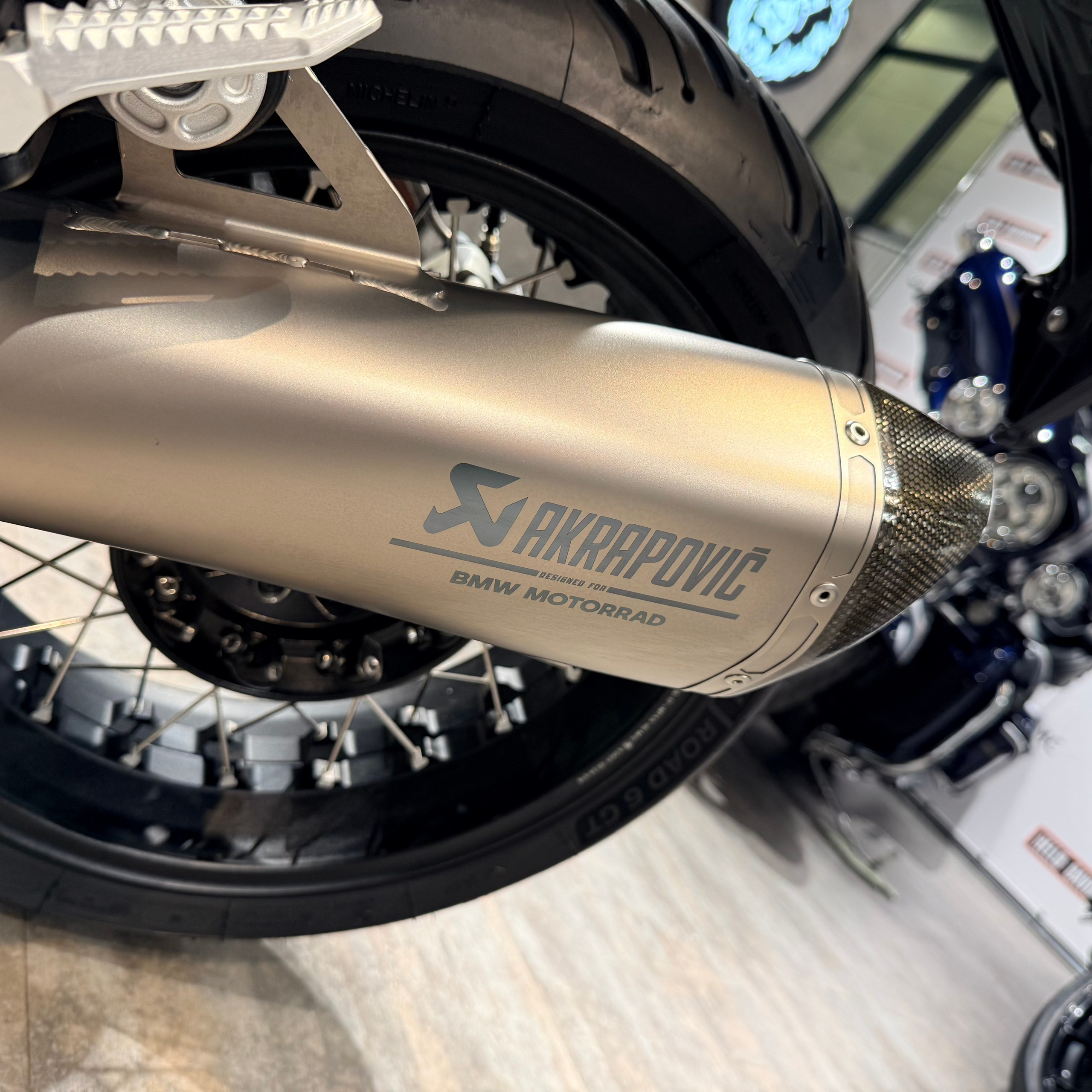 2024 BMW R Nine T San Remo Green (VIN WB10*6809). Hello Davidson, Москва. Только хорошие мотоциклы…