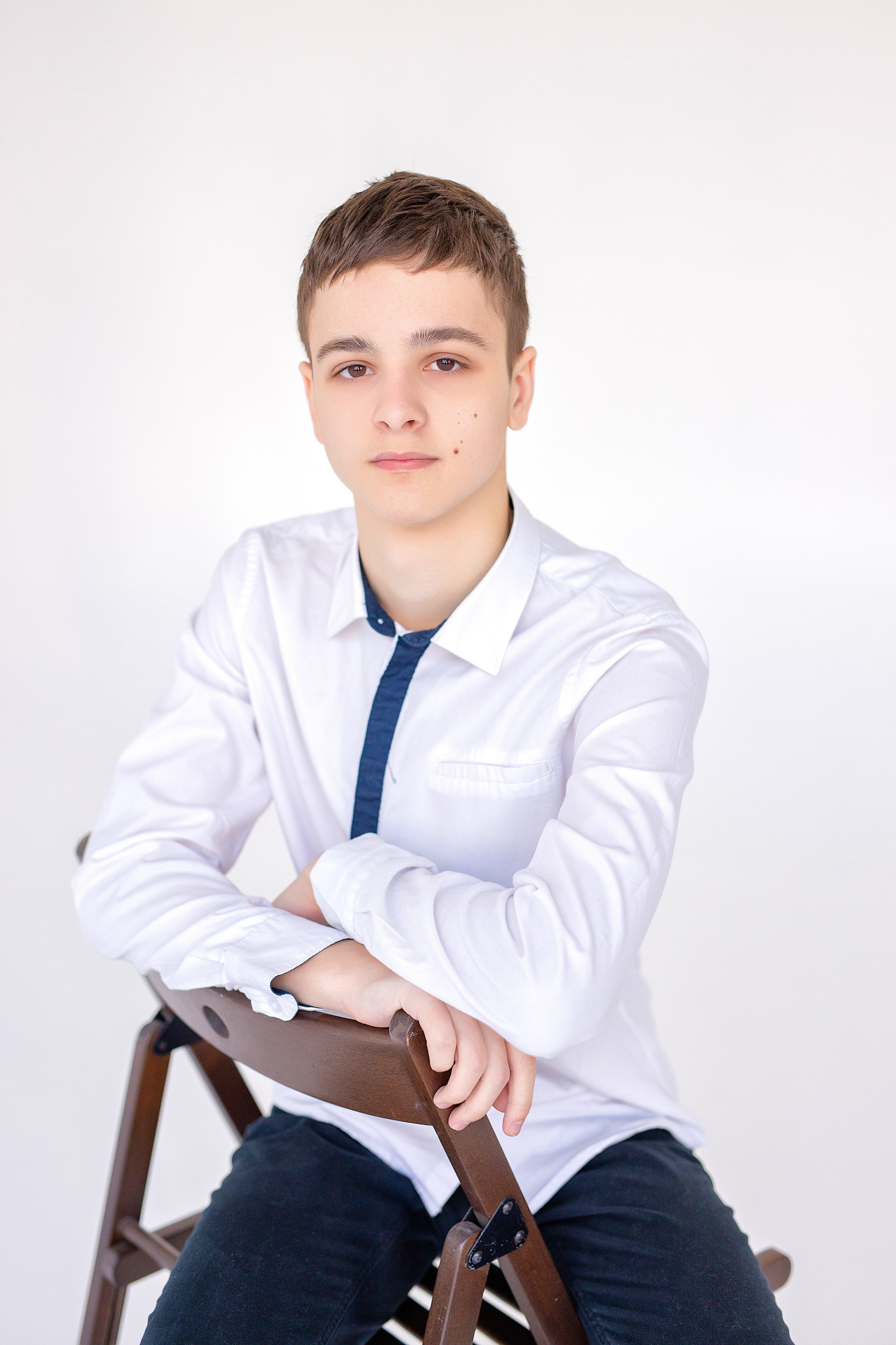 67 школа, 9б класс. Стильный выпускной альбом Владивосток фотограф Вероника Мигачева