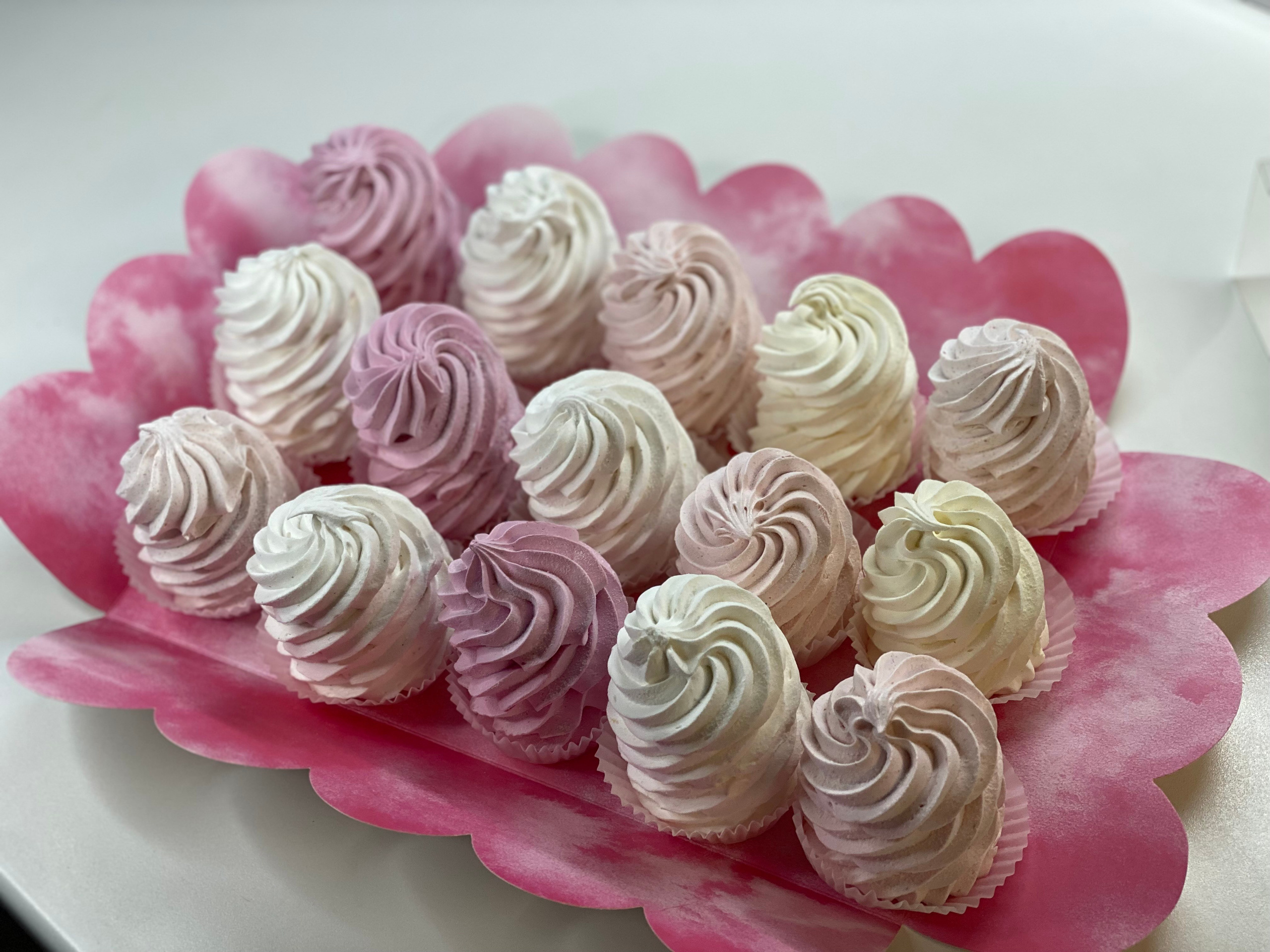 Завитки. Katyasugarsugar капкейки, зефир, торты Москва